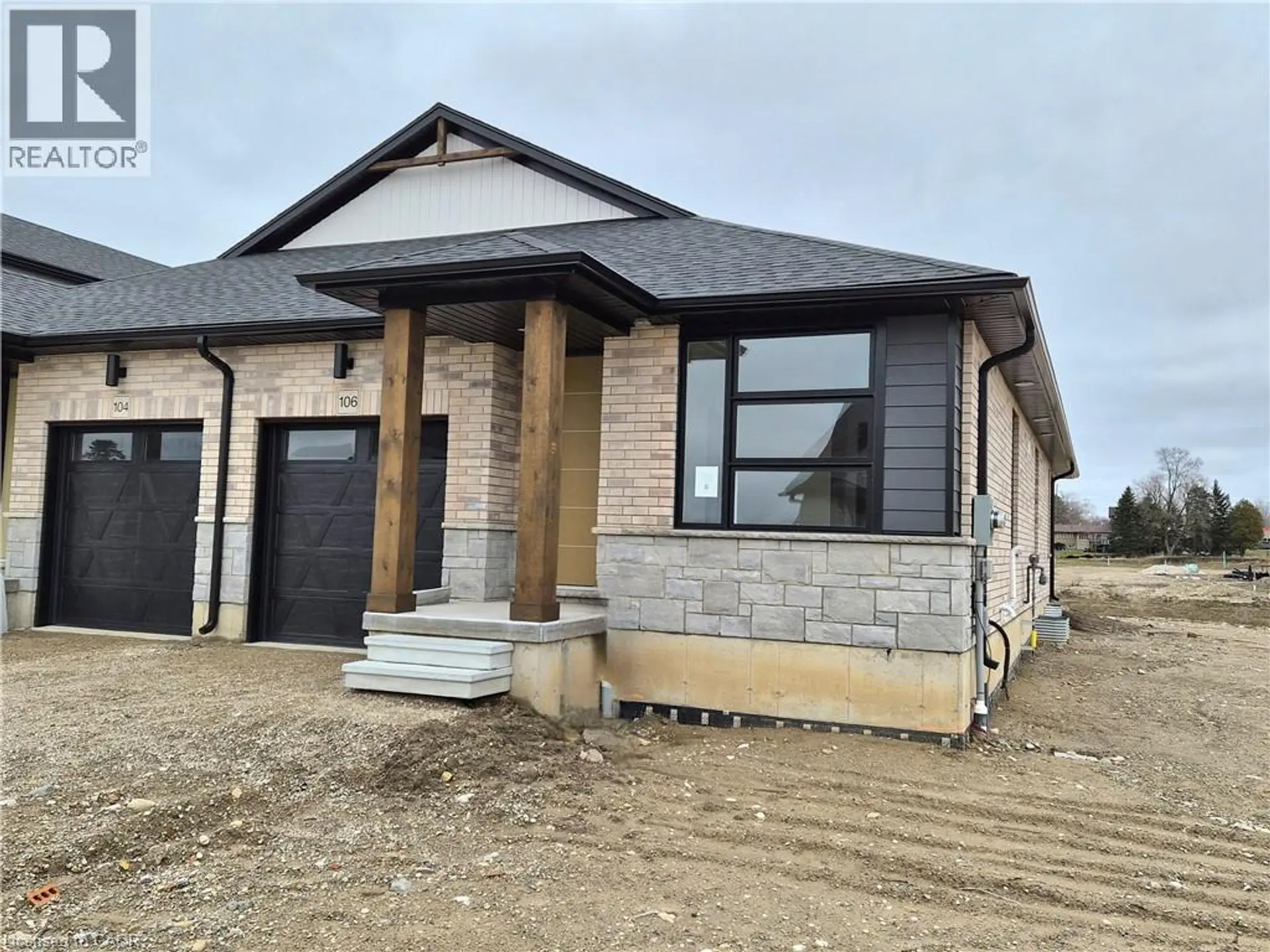 106 THACKERAY Way - Image 2