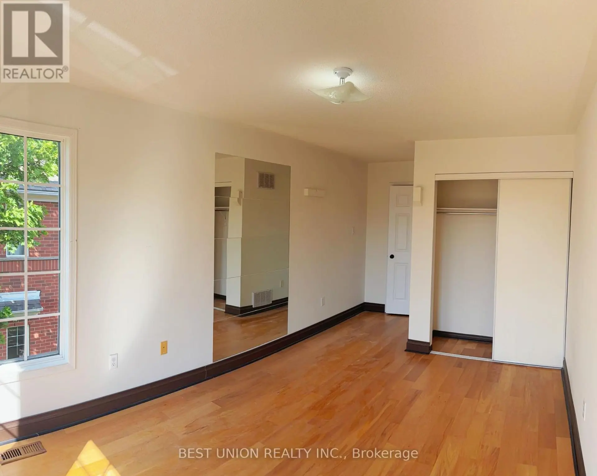 2864 WESTBURY COURT - Image 15