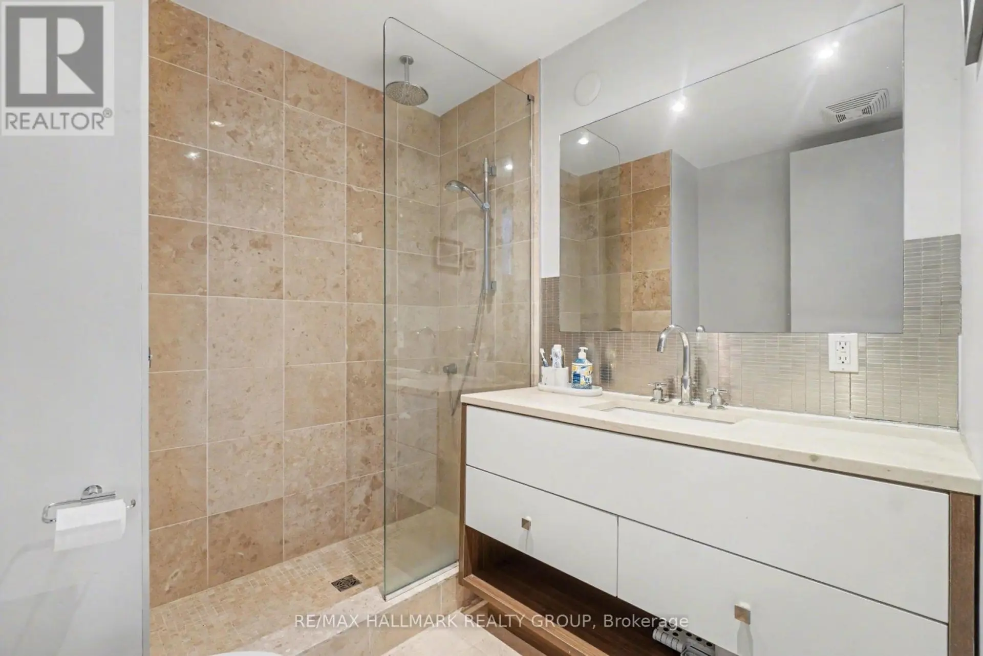 #1208 300 LISGAR STREET - Image 12
