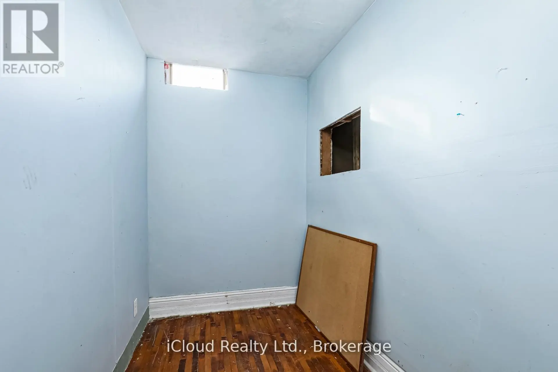 1083 3RD A AVENUE E - Image 11