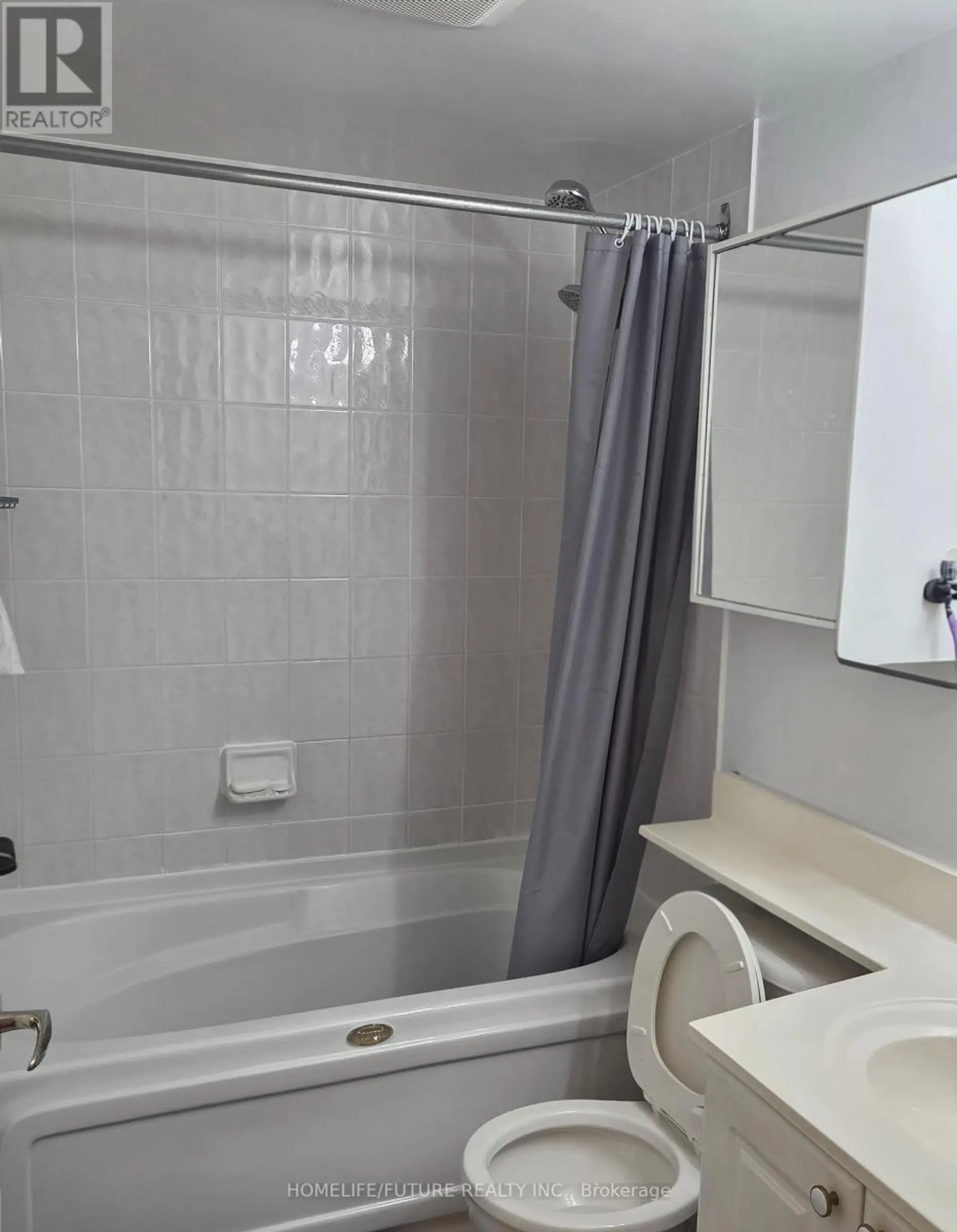 #1209 1 LEE CENTRE DRIVE - Image 9
