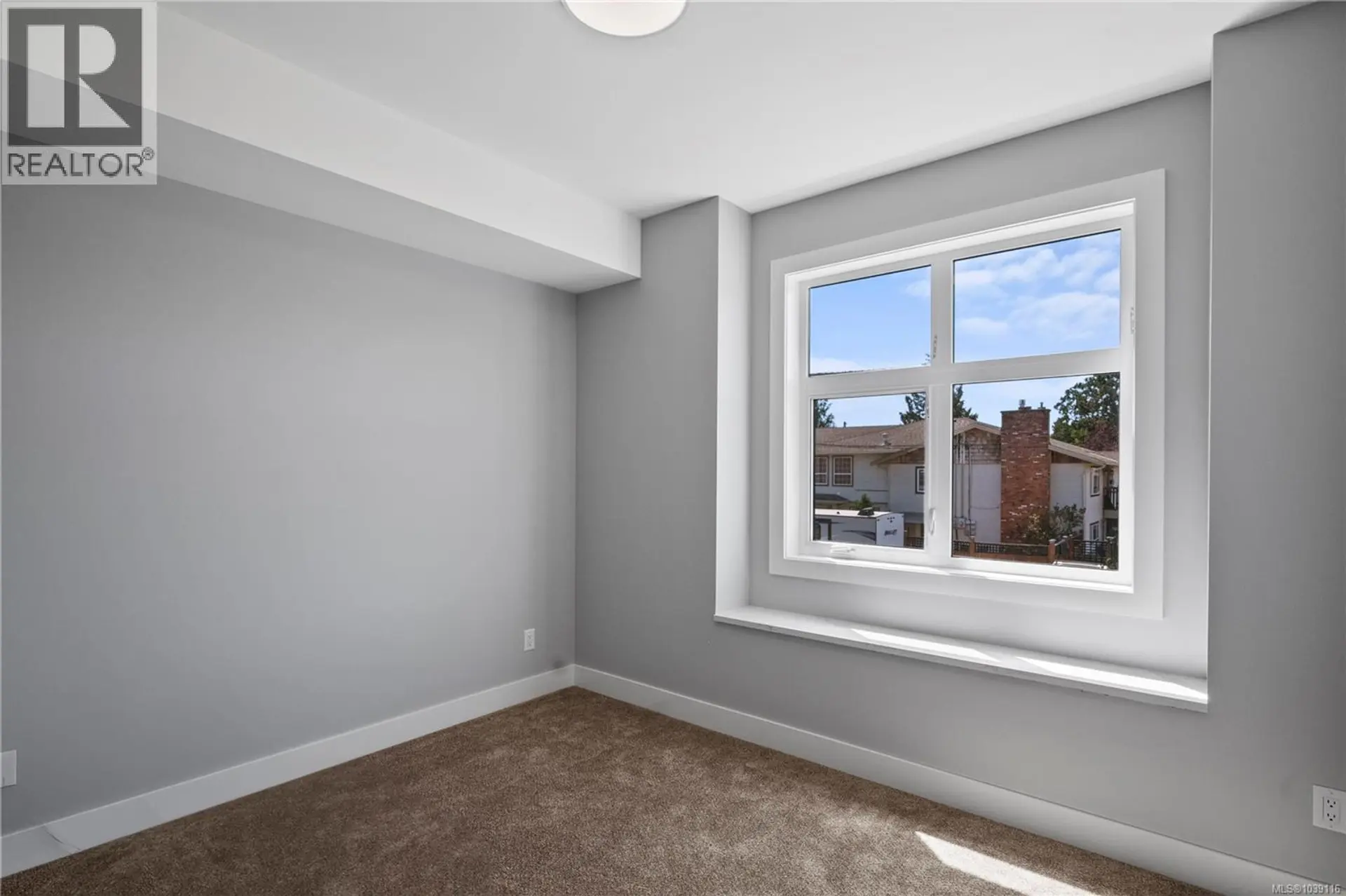 #104 2830 SYBRONDEN Rd - Image 7
