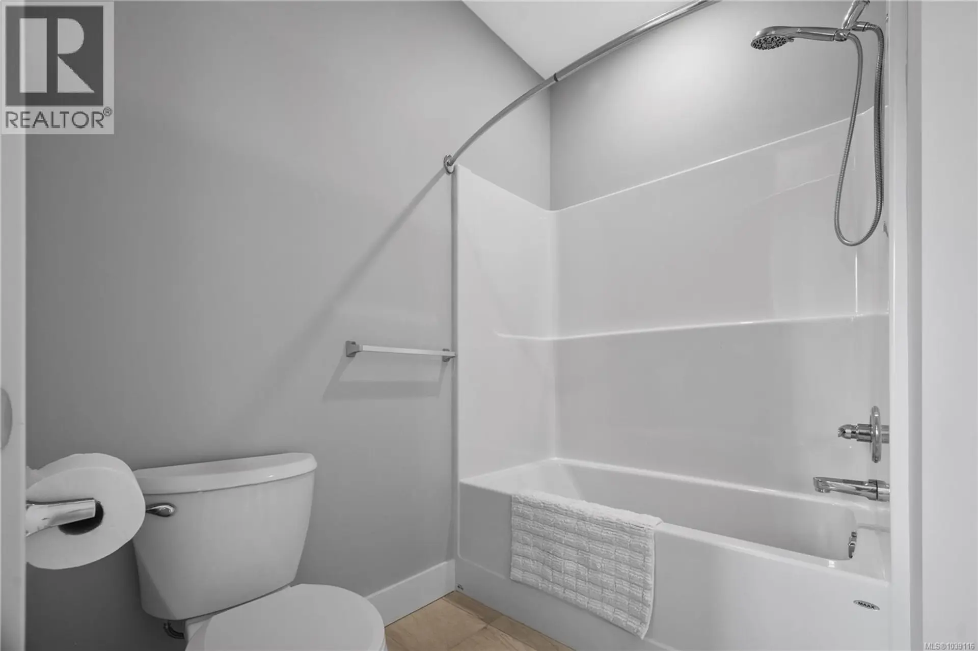 #104 2830 SYBRONDEN Rd - Image 9