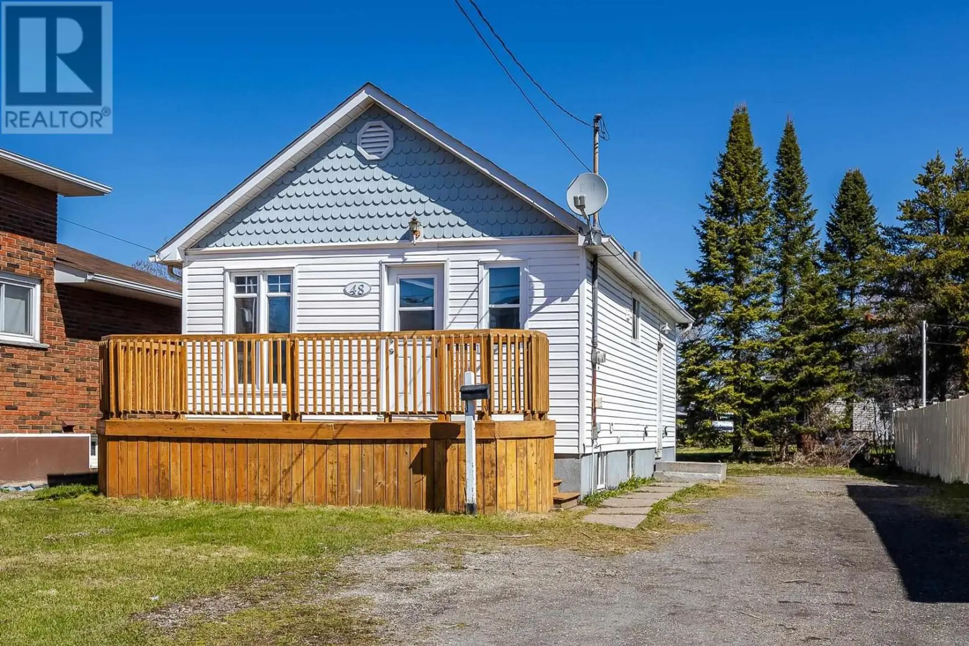 48 Churchill AVE - Image 1