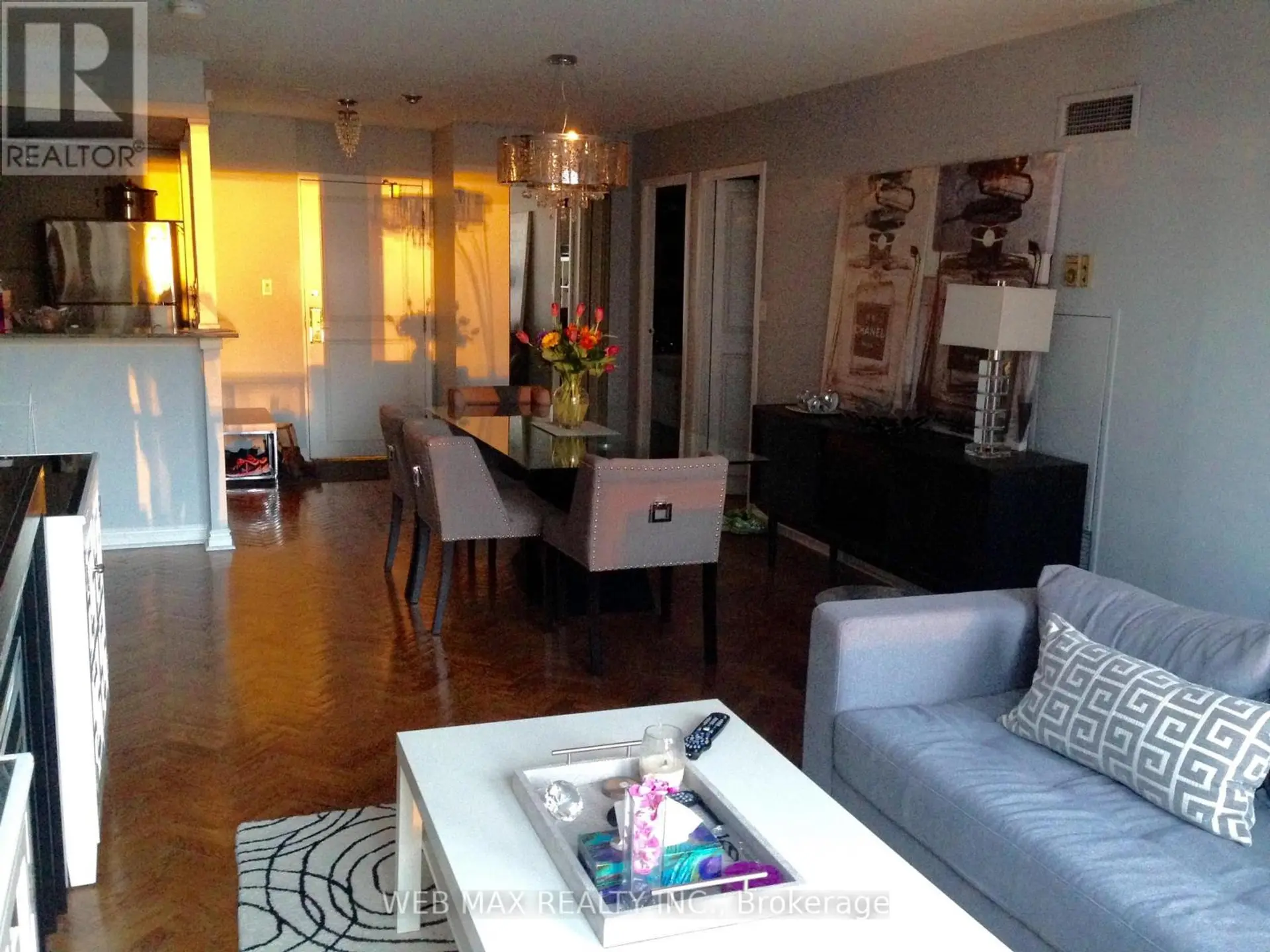 #1808 25 GRENVILLE STREET - Image 9