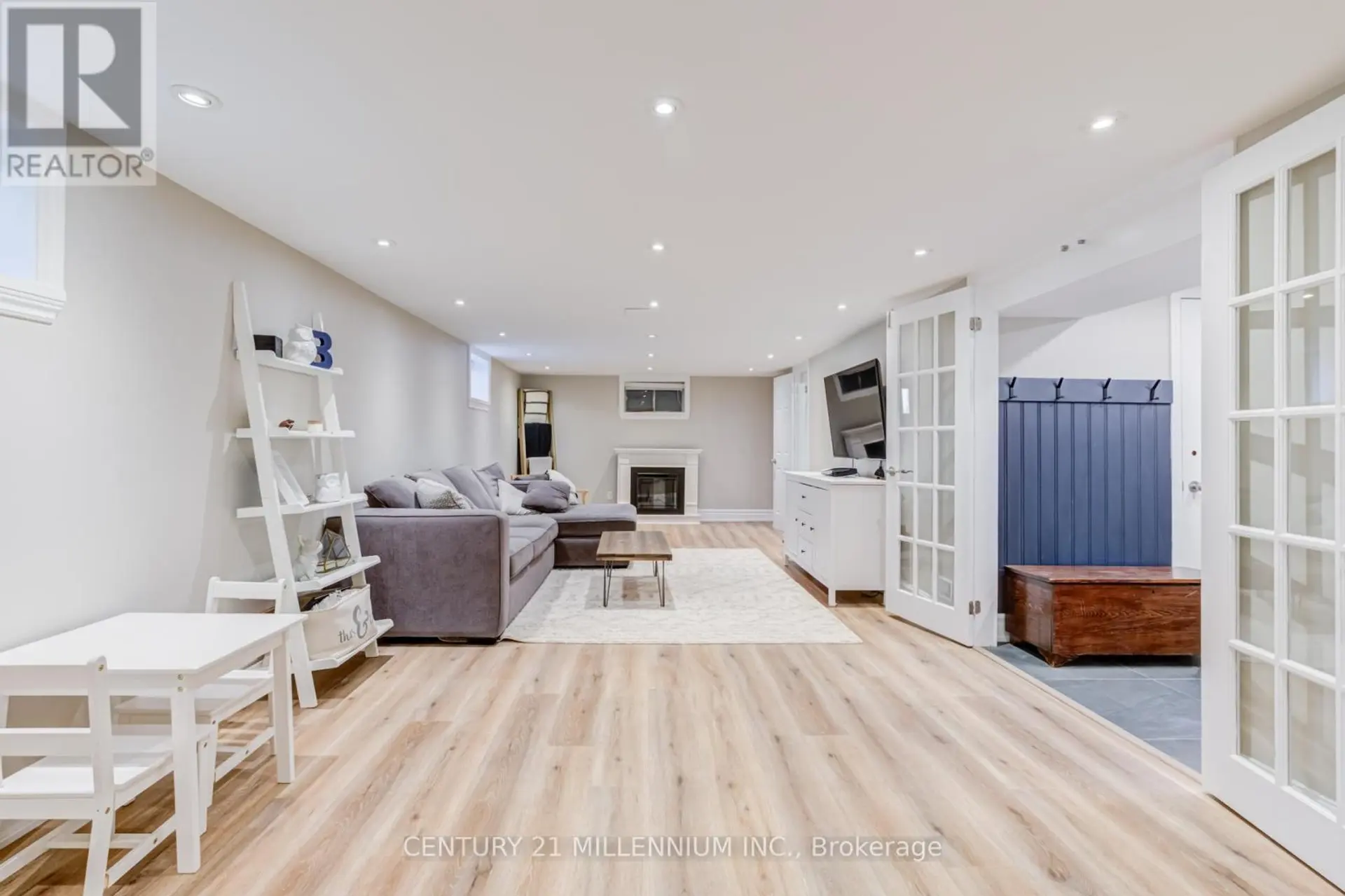 9 PRINCE CHARLES DRIVE - Image 15