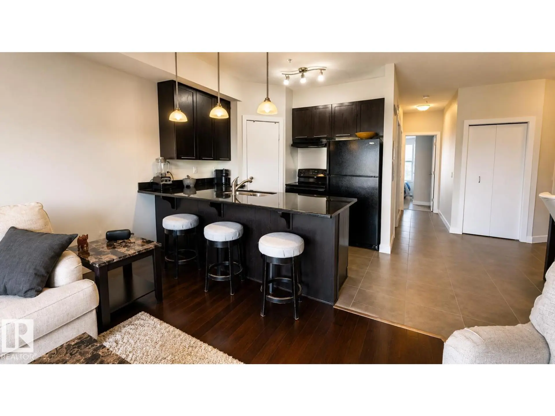 #405 9750 94 ST NW - Image 6