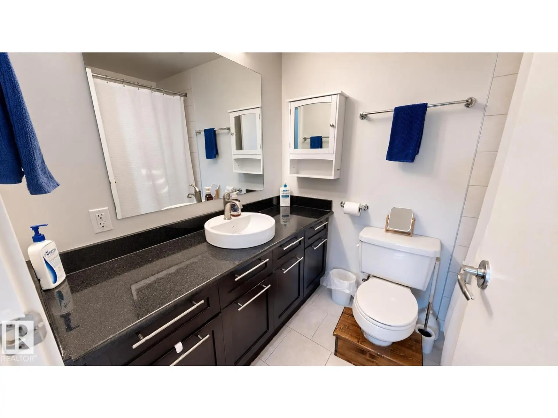 #405 9750 94 ST NW - Image 9