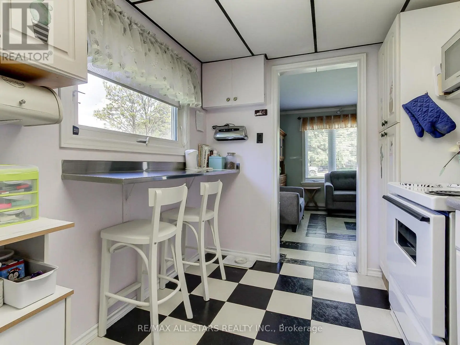 9 RIVERGLEN DRIVE - Image 6