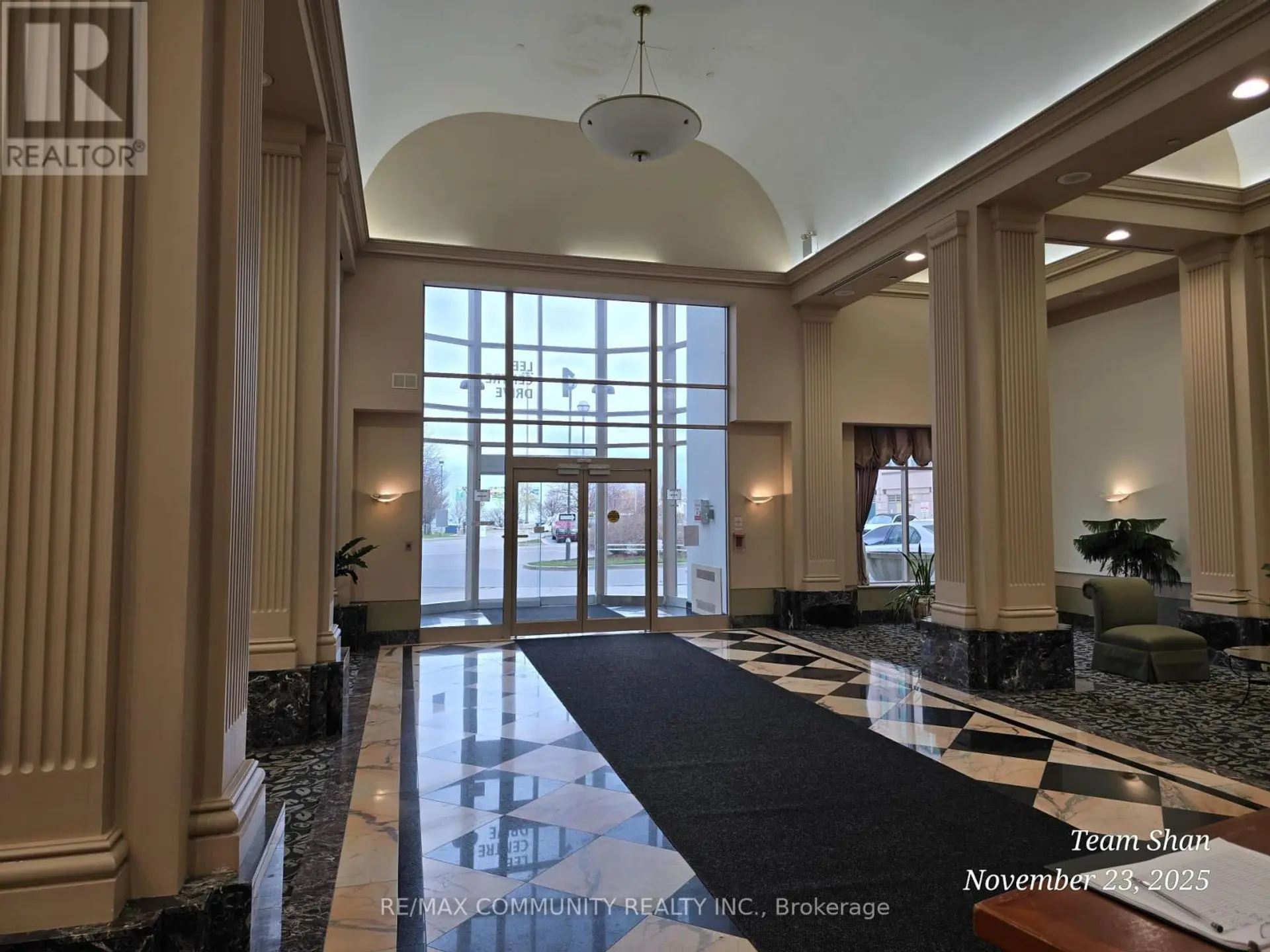 #PH302 1 LEE CENTERE DRIVE - Image 3