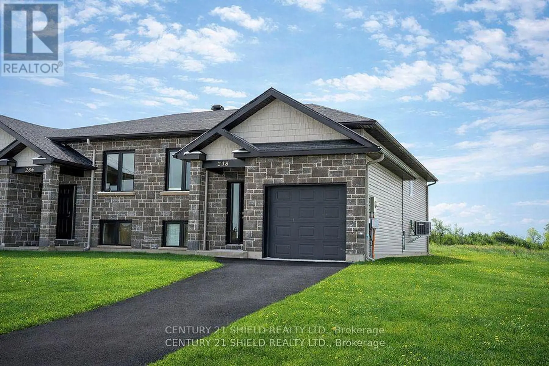 238 EAST RIDGE DRIVE - Image 1