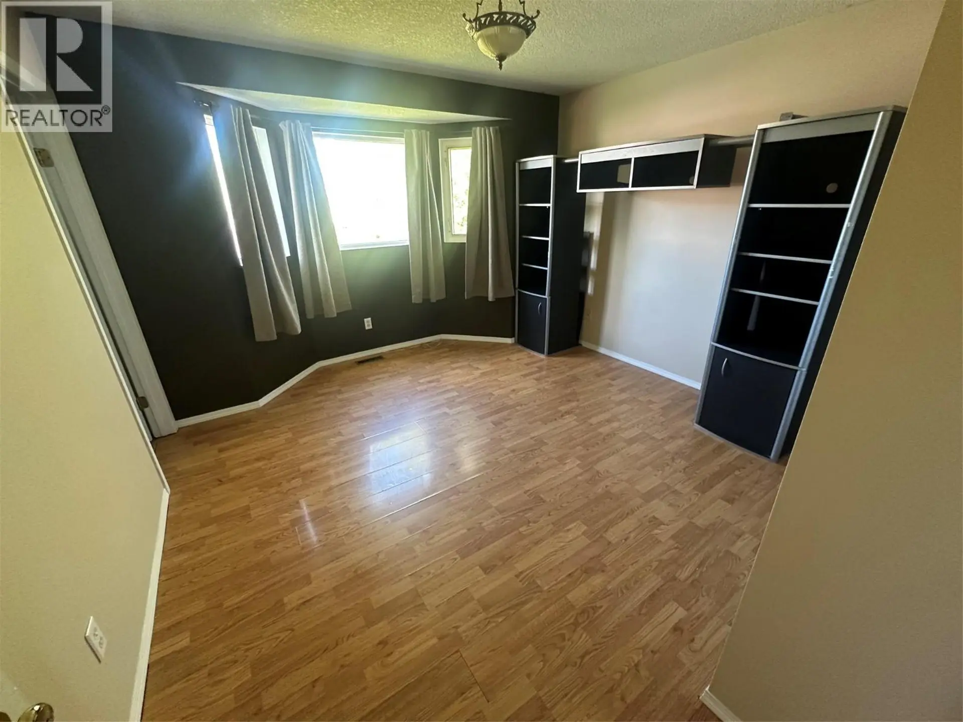 4108 52A Place NE - Image 11