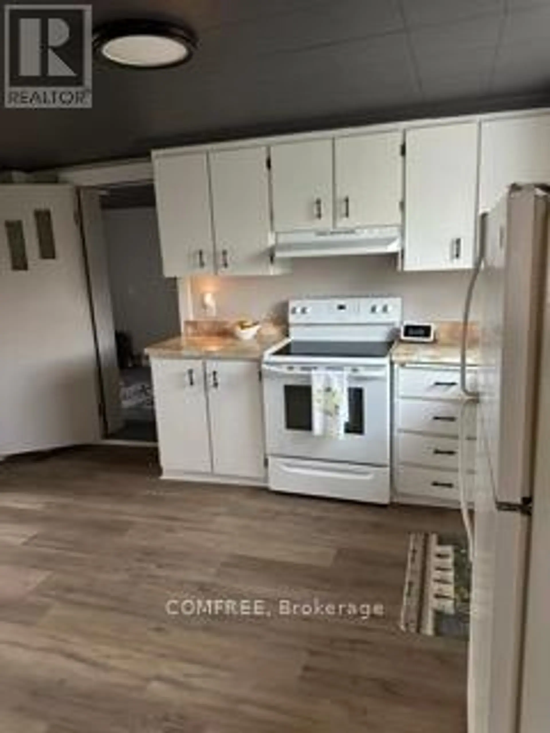10 NEILSON STREET - Image 3