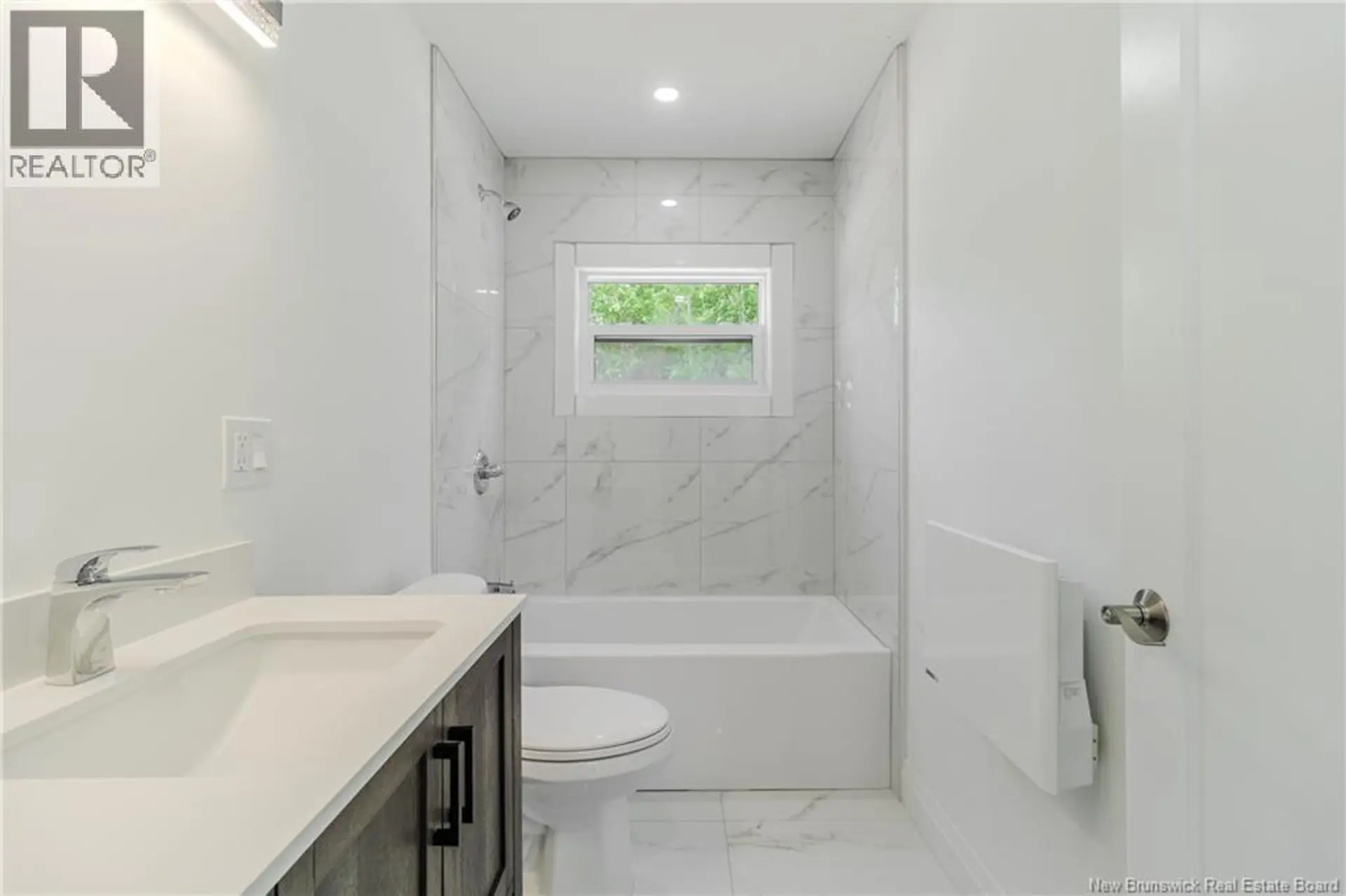 1236 Pleasant Drive - Image 9
