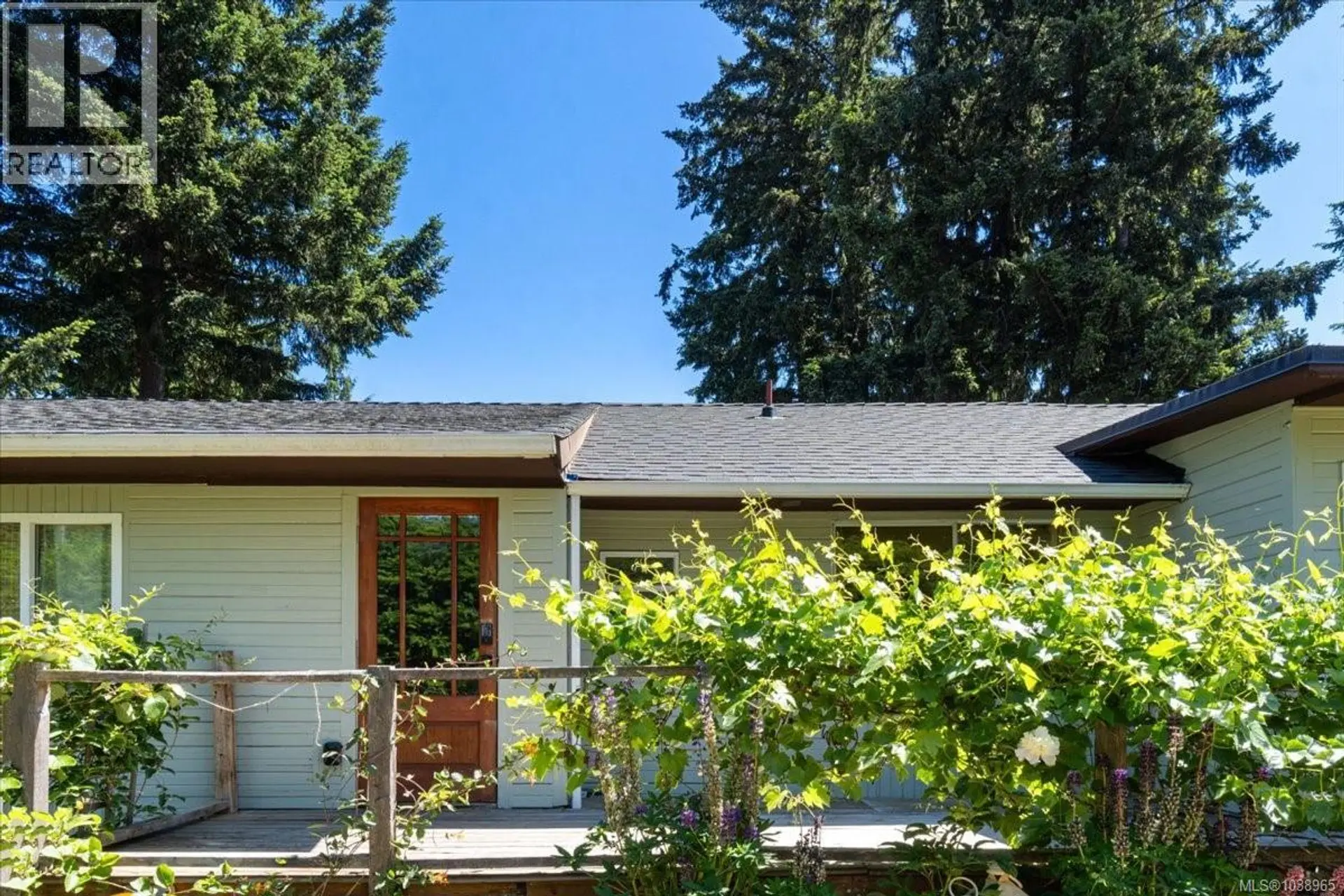 980 Poplar Way - Image 2