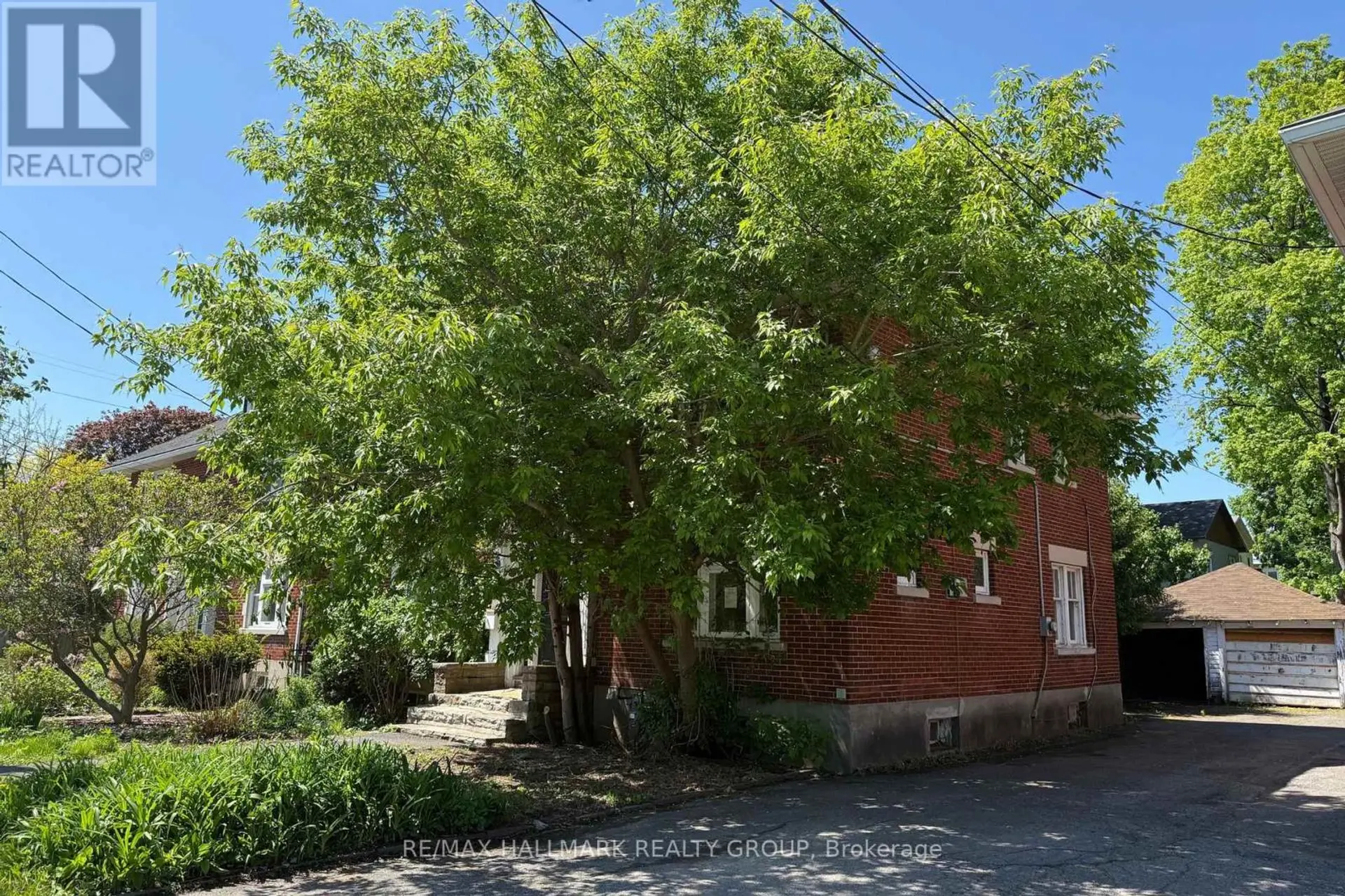 142 CLARENDON AVENUE - Image 14