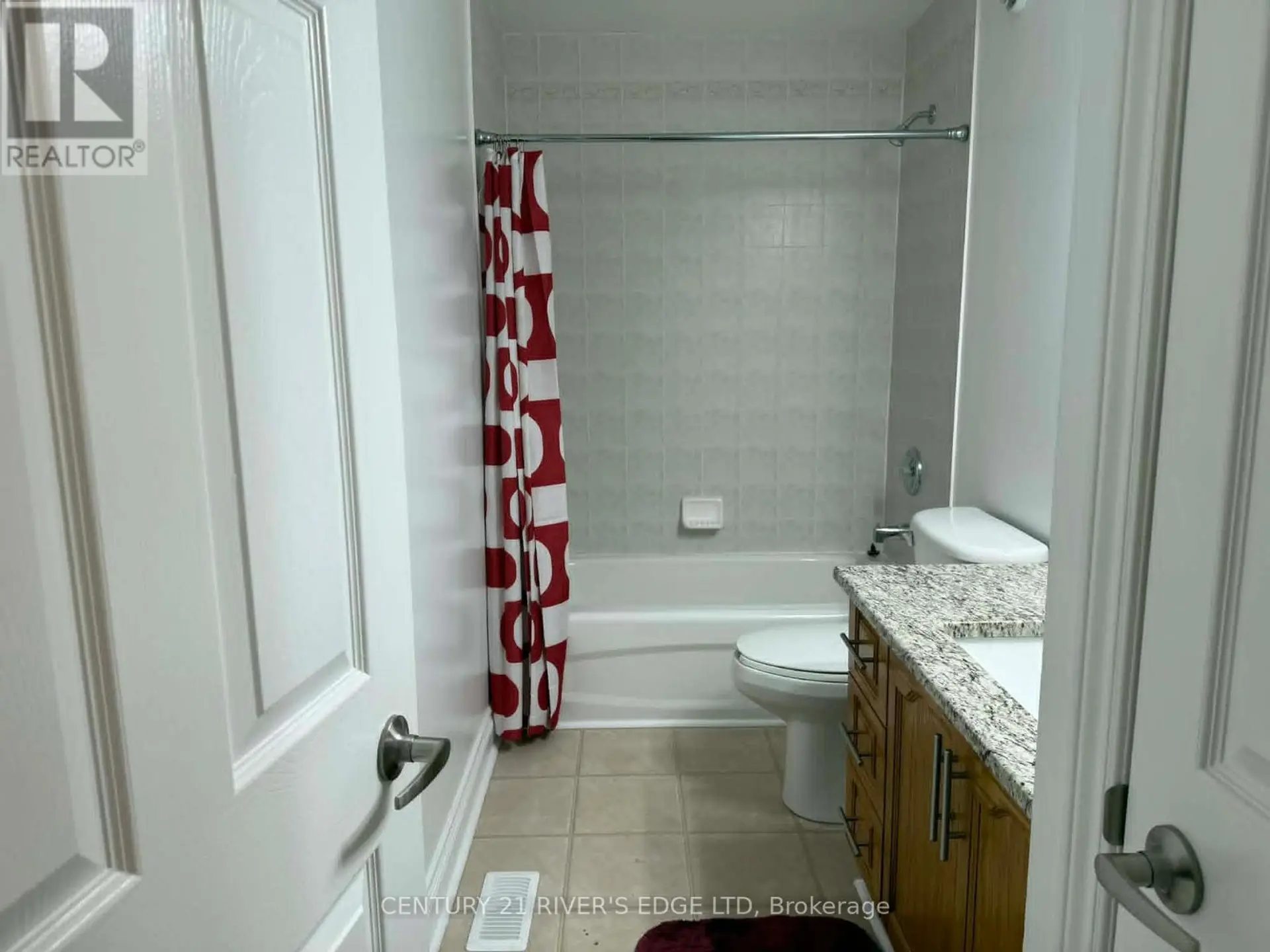 72 ST LAWRENCE STREET - Image 13