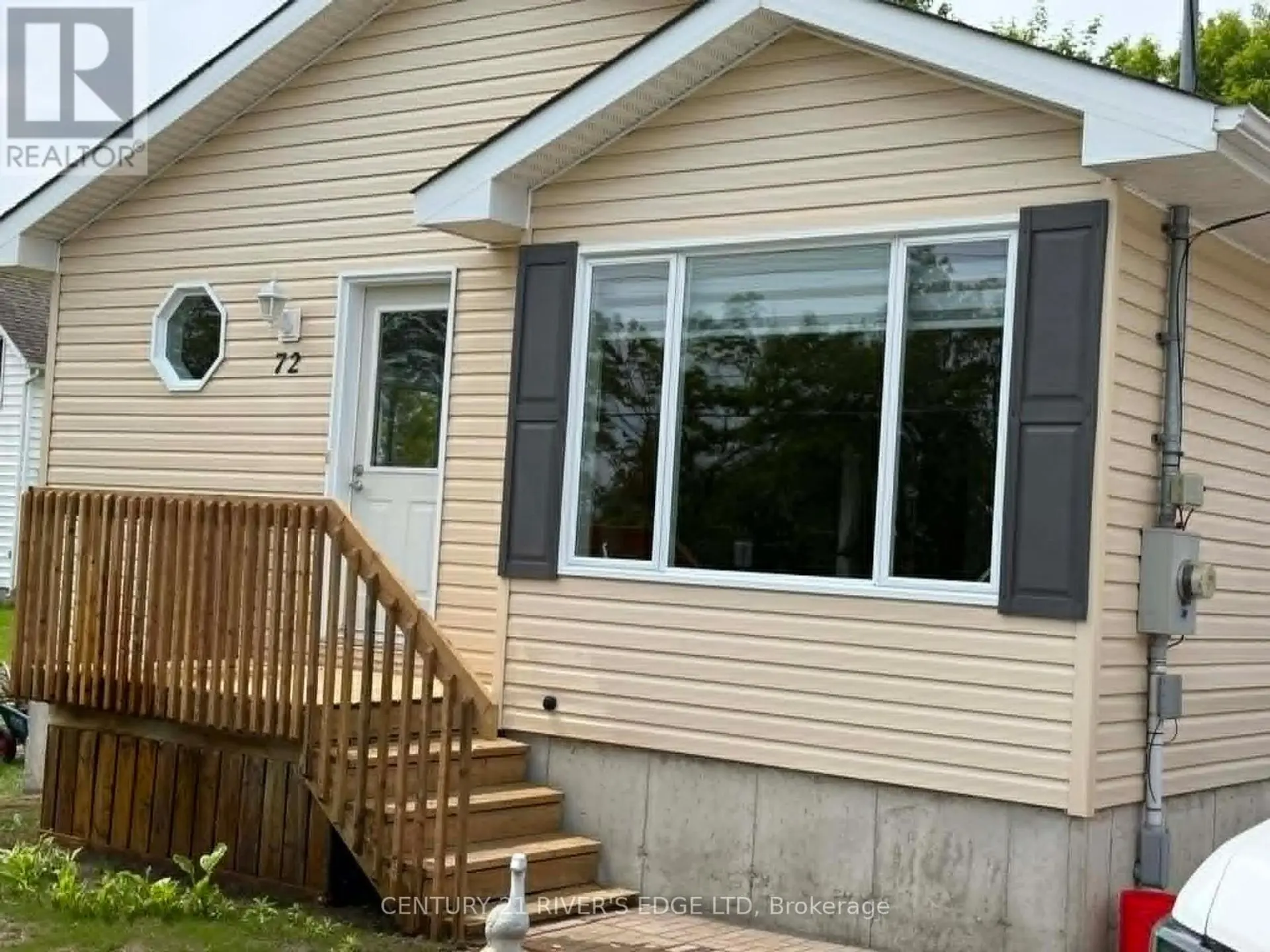 72 ST LAWRENCE STREET - Image 2