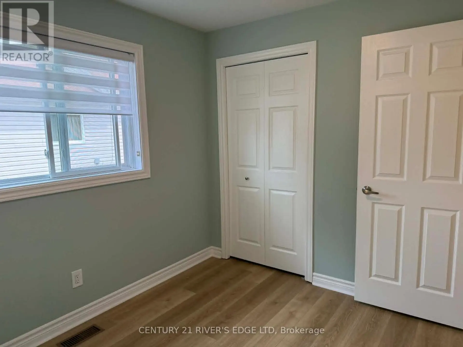72 ST LAWRENCE STREET - Image 9