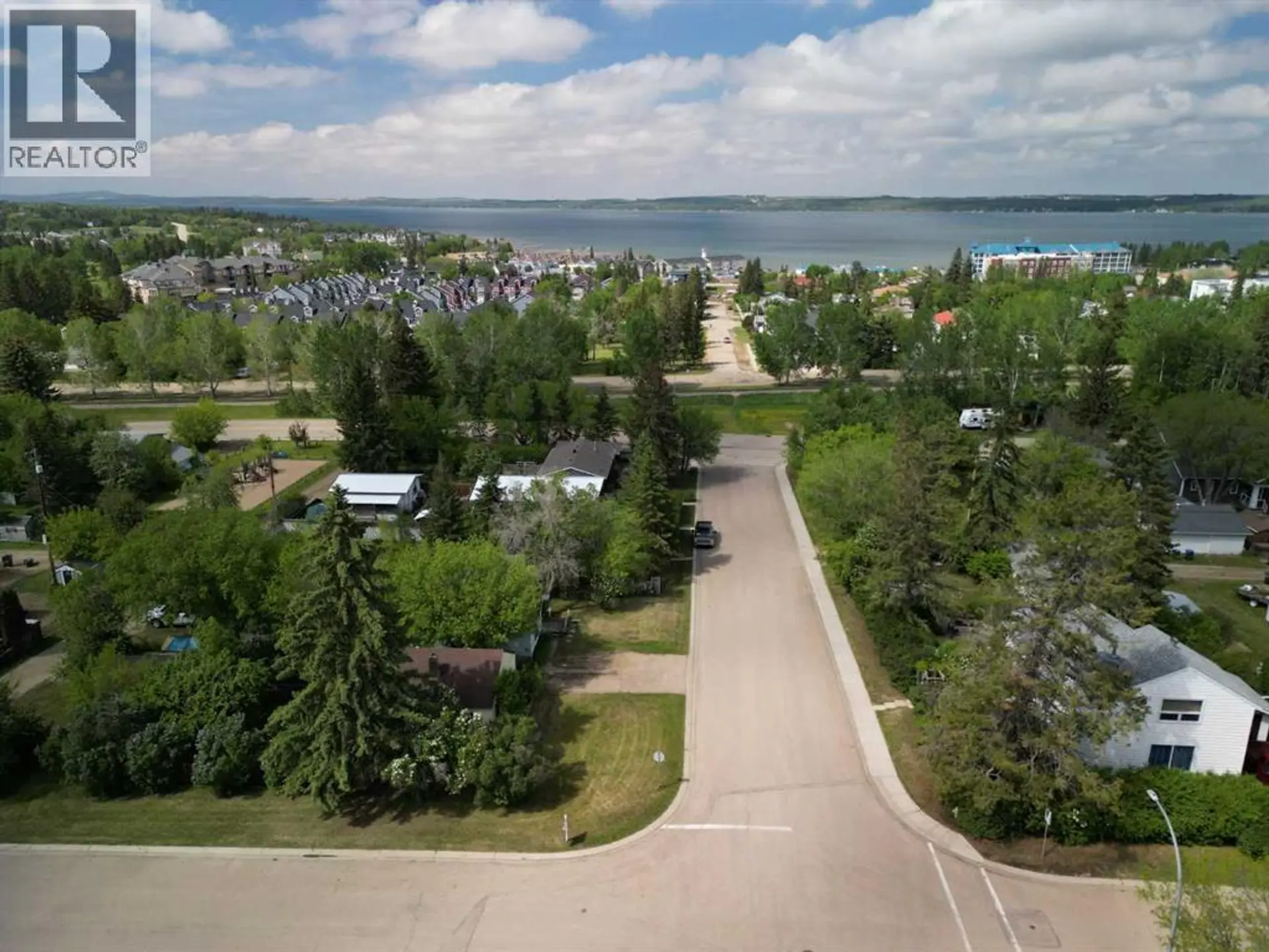 4732 52 Street - Image 16