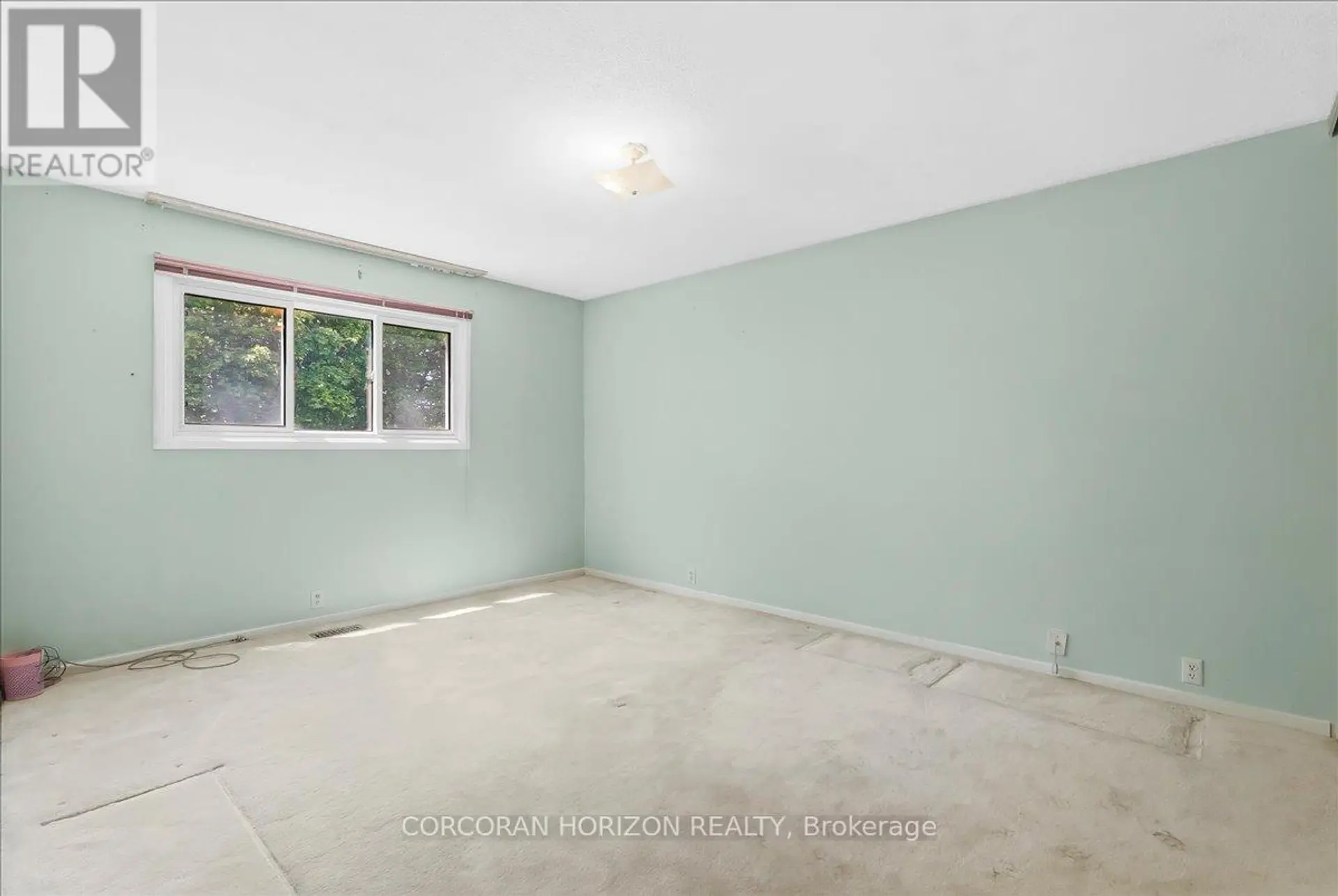 28 CHAD CRESCENT - Image 12