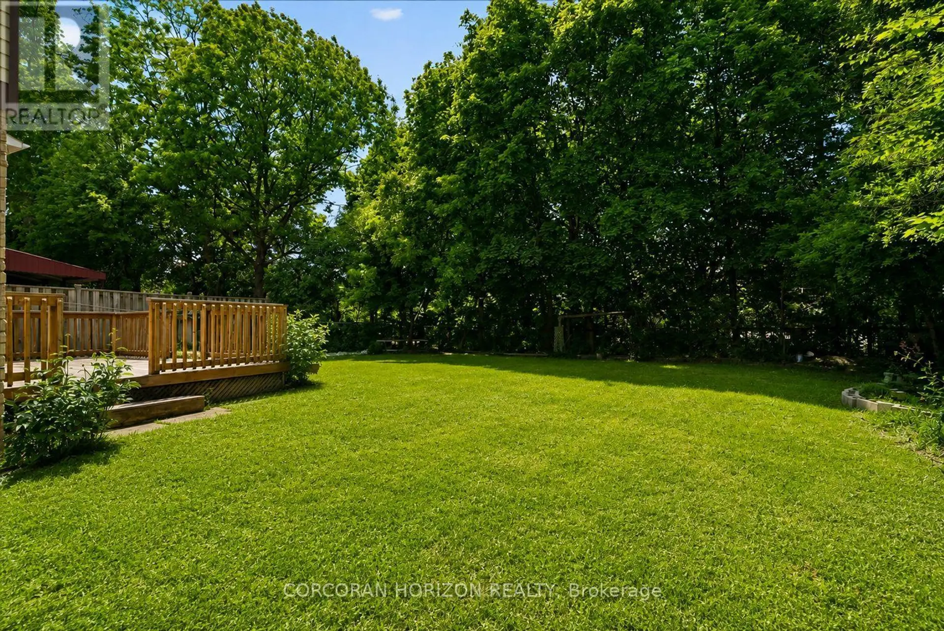 28 CHAD CRESCENT - Image 19