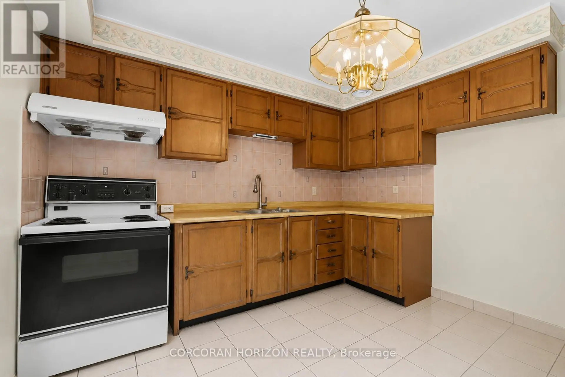 28 CHAD CRESCENT - Image 7