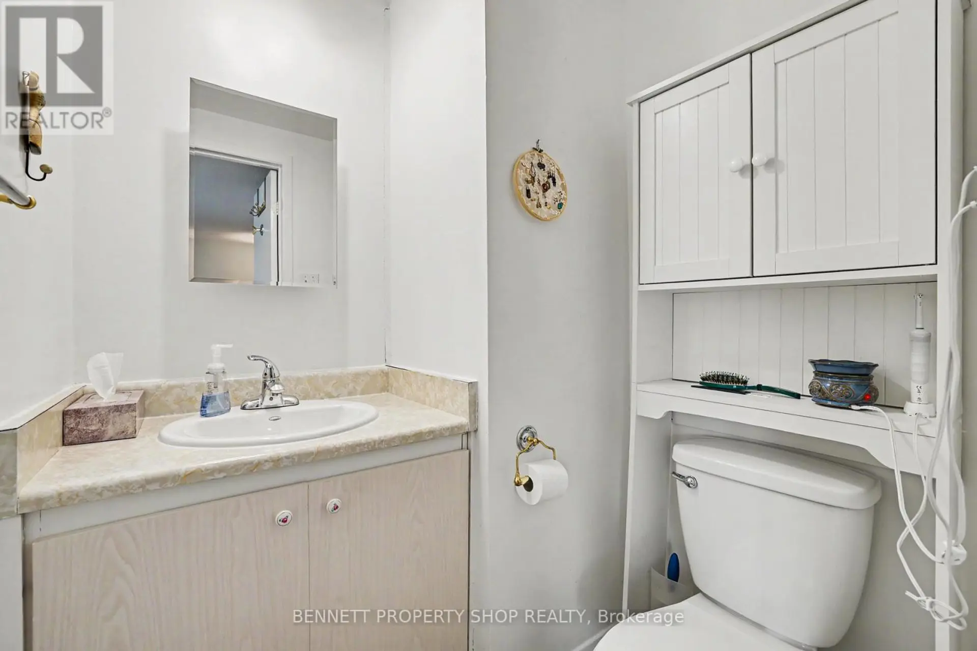 #61 3205 UPLANDS DRIVE - Image 12