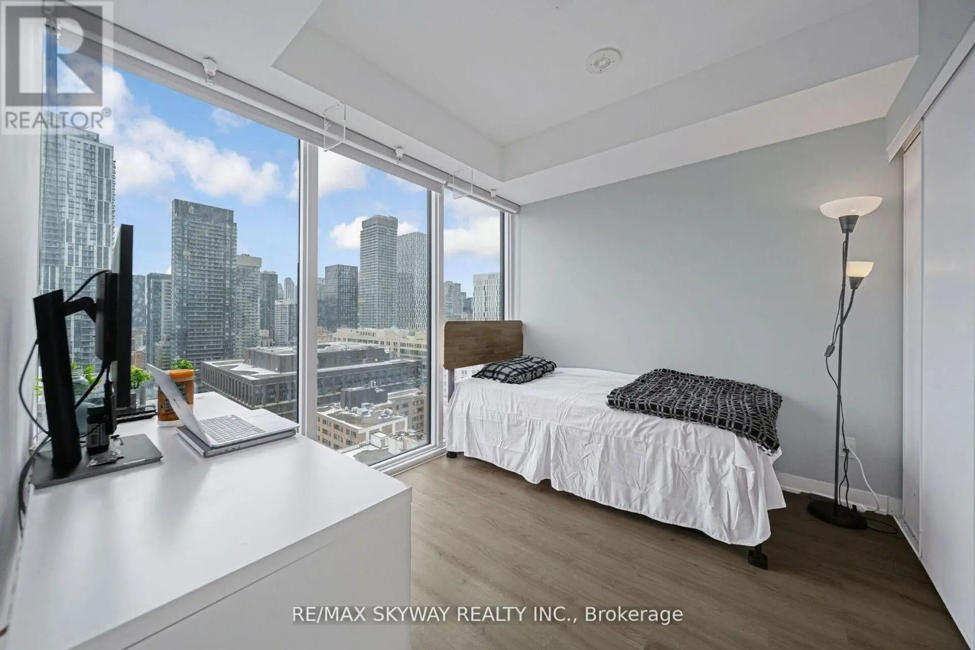 #2101 319 JARVIS STREET - Image 8