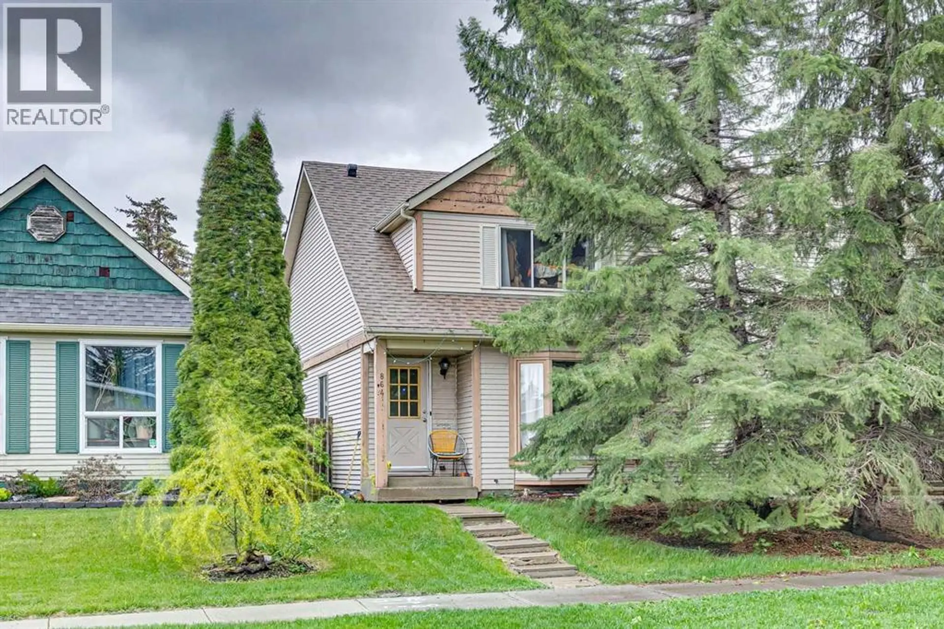 864 Queensland Drive SE - Image 19