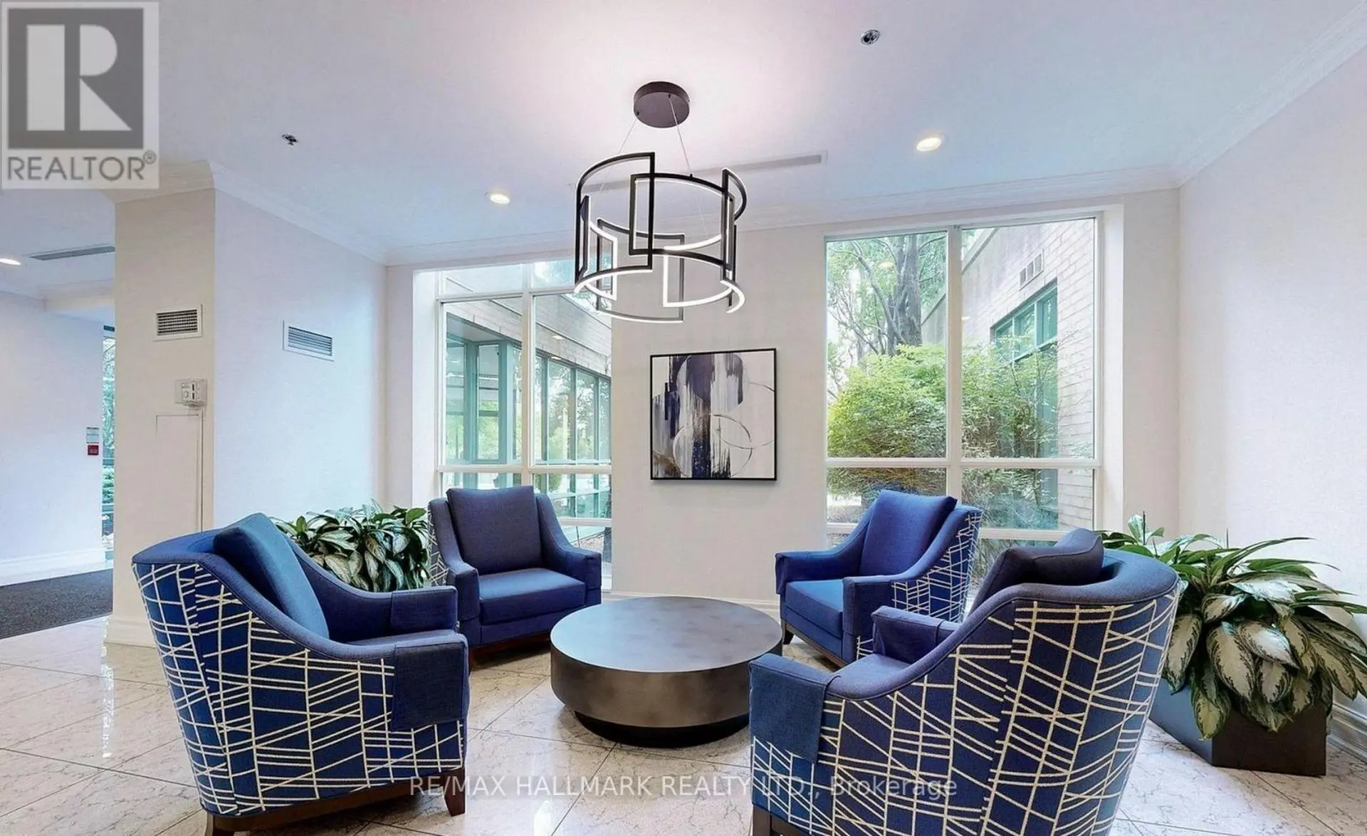 #215 3 ELLESMERE STREET - Image 8