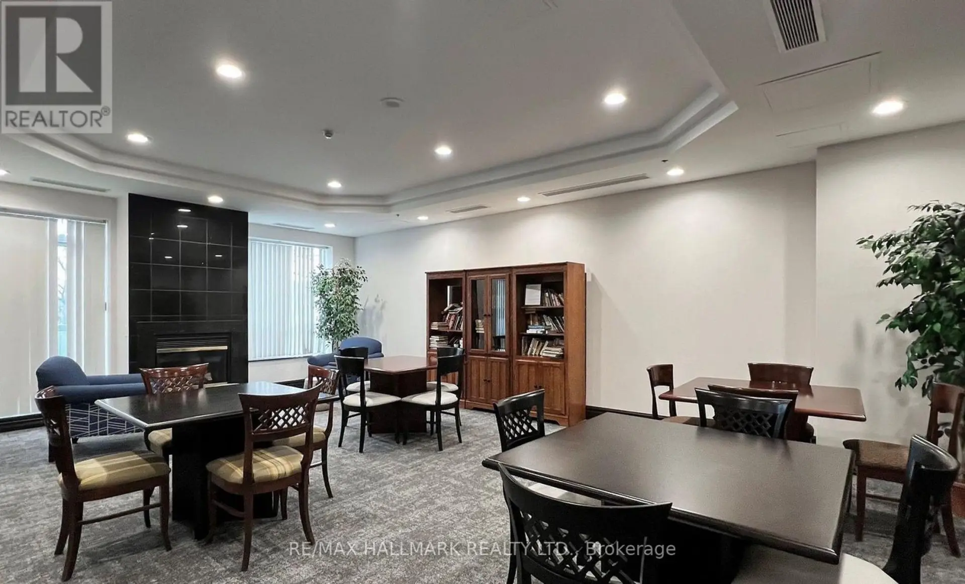 #215 3 ELLESMERE STREET - Image 14