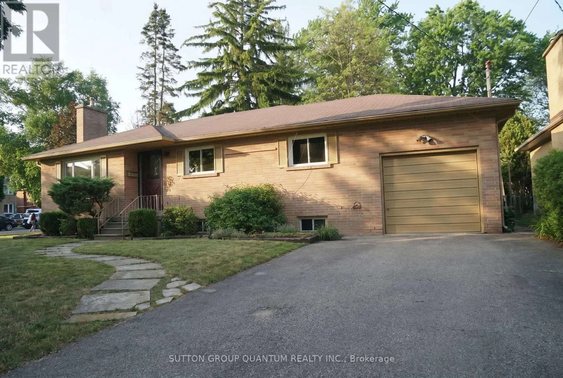 2395 EDENHURST DRIVE - Image 3