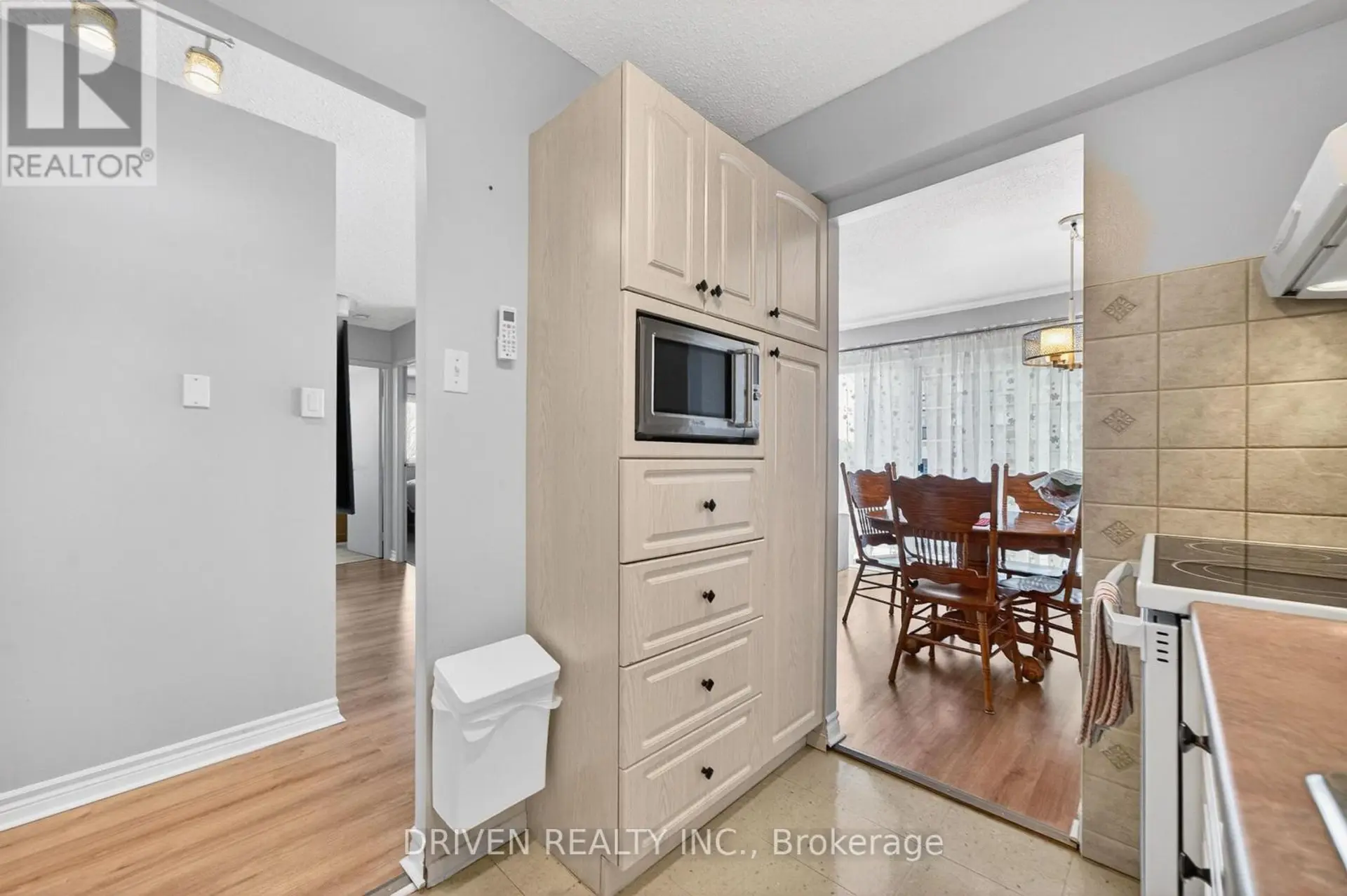 #404 158 A MCARTHUR AVENUE - Image 10
