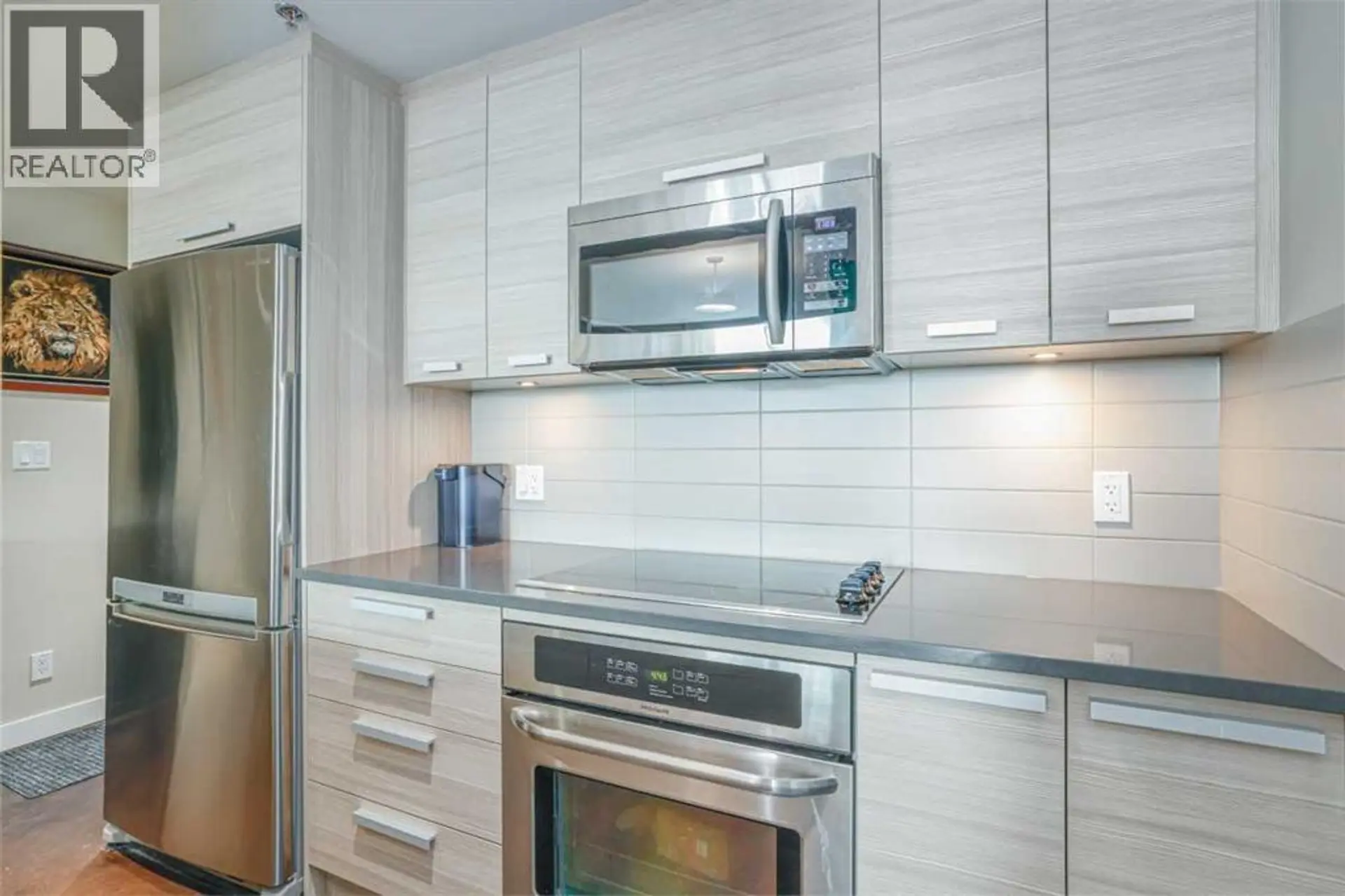#410 235 9A Street NW - Image 6