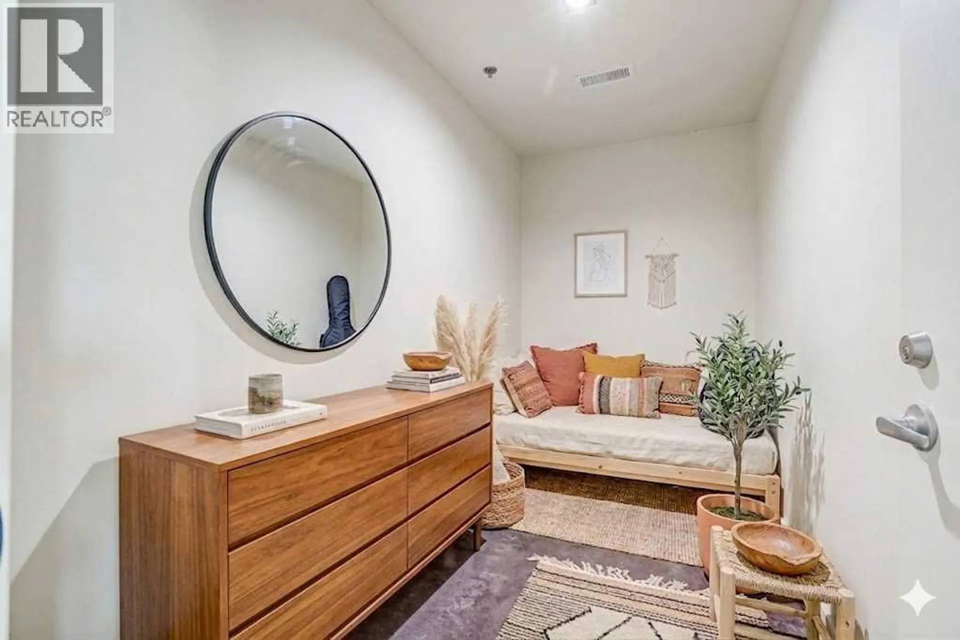 #410 235 9A Street NW - Image 10