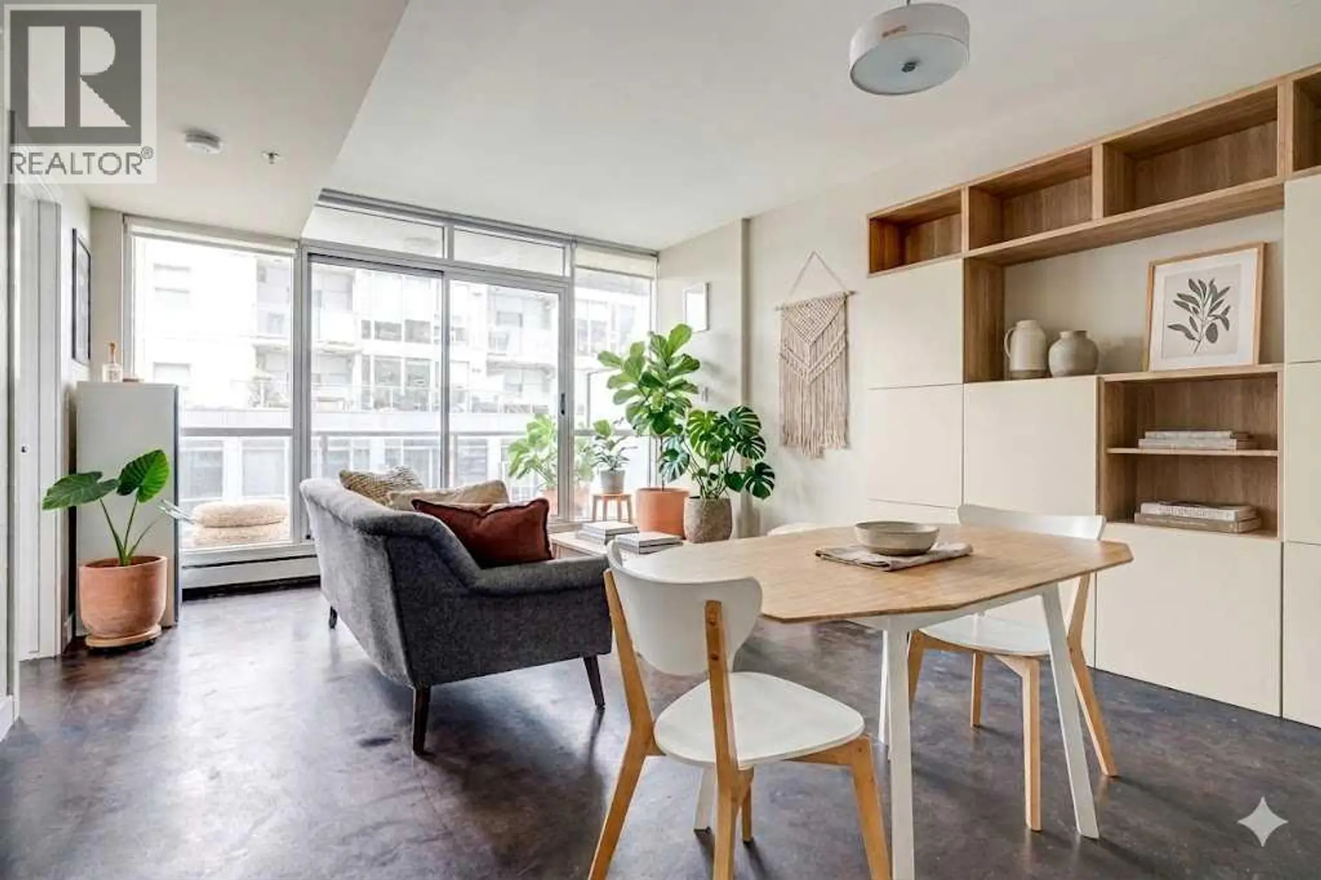 #410 235 9A Street NW - Image 2