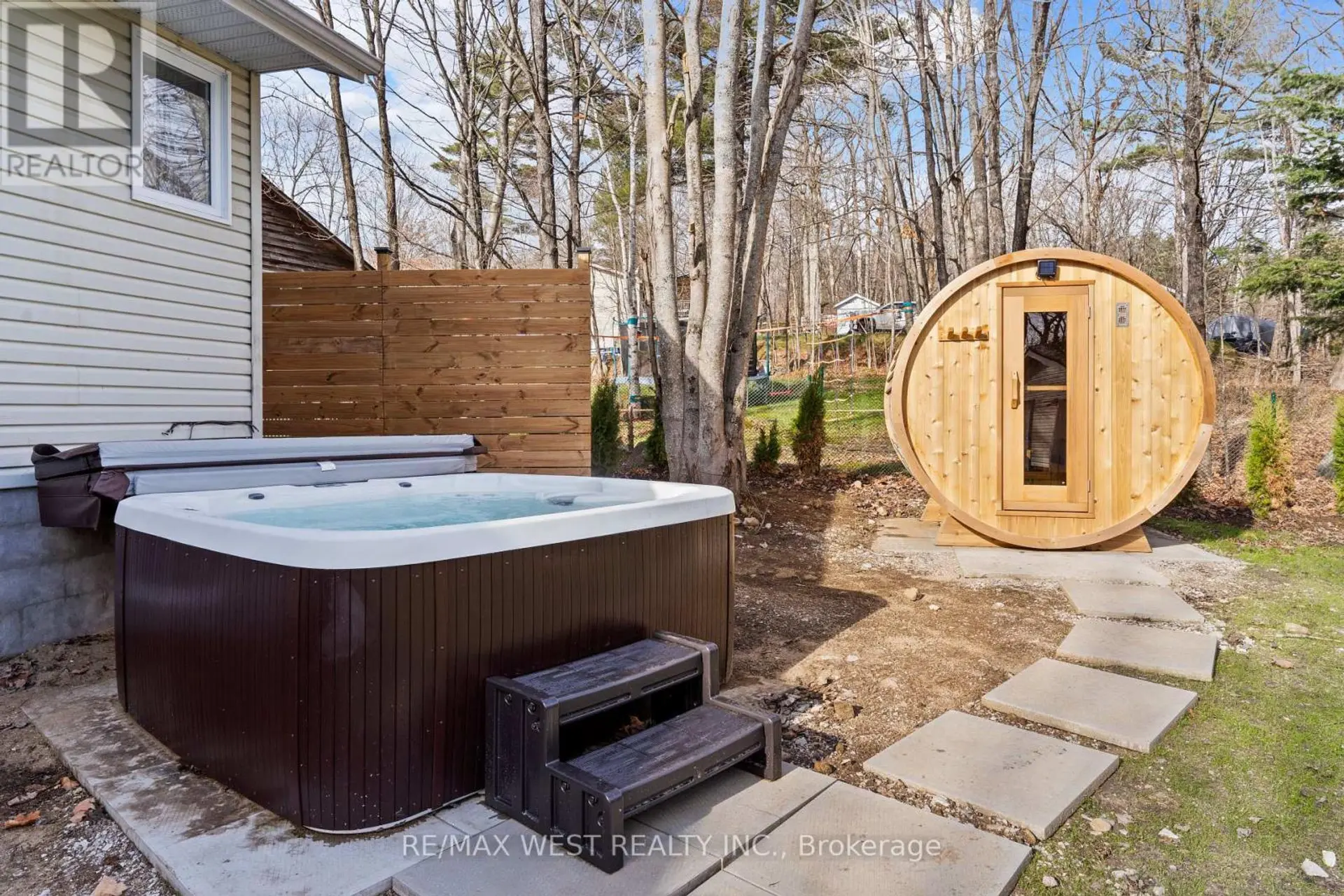 1084 BONNIE LAKE ROAD - Image 14