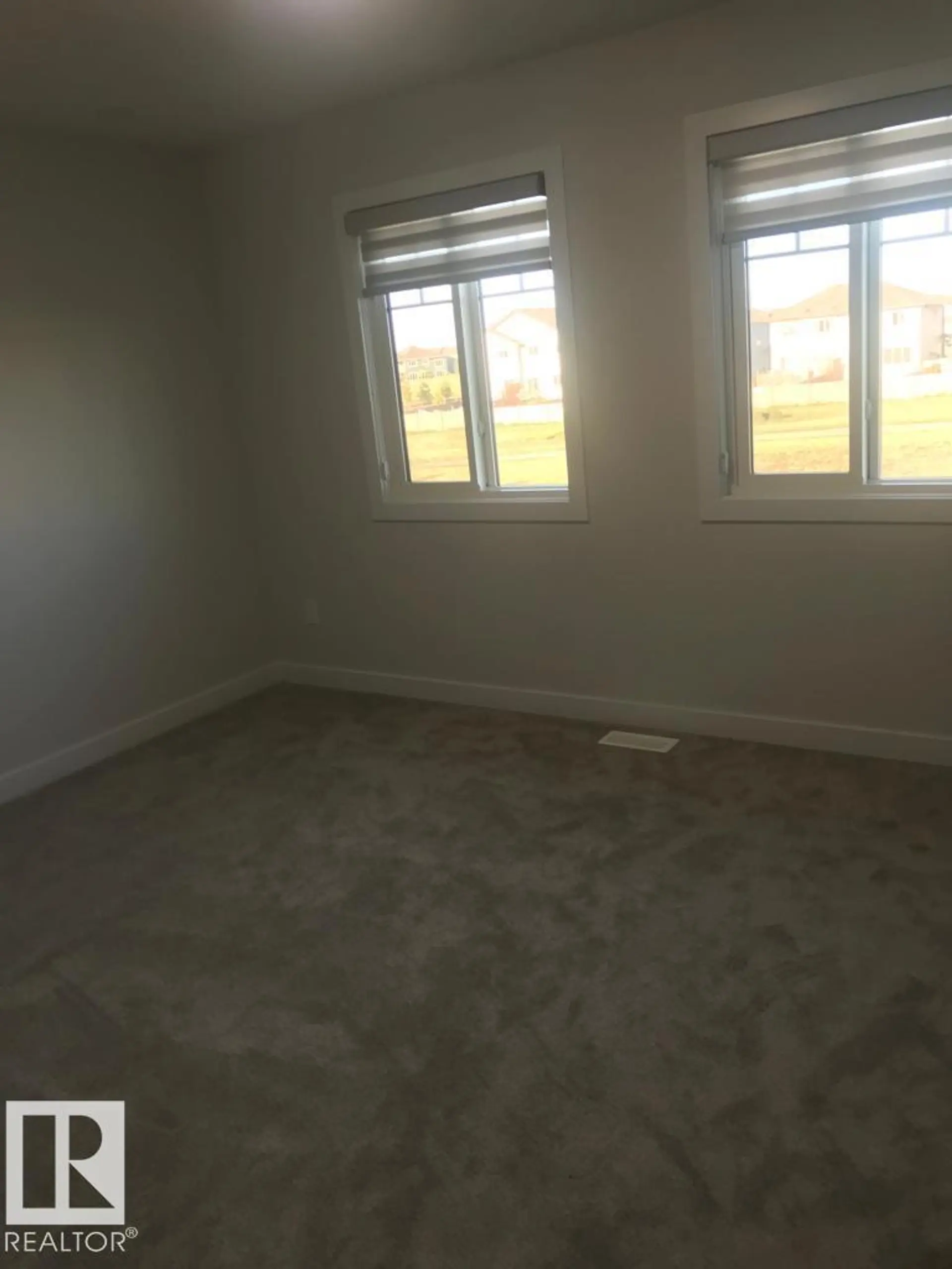 #10 2803 14 AV NW - Image 10