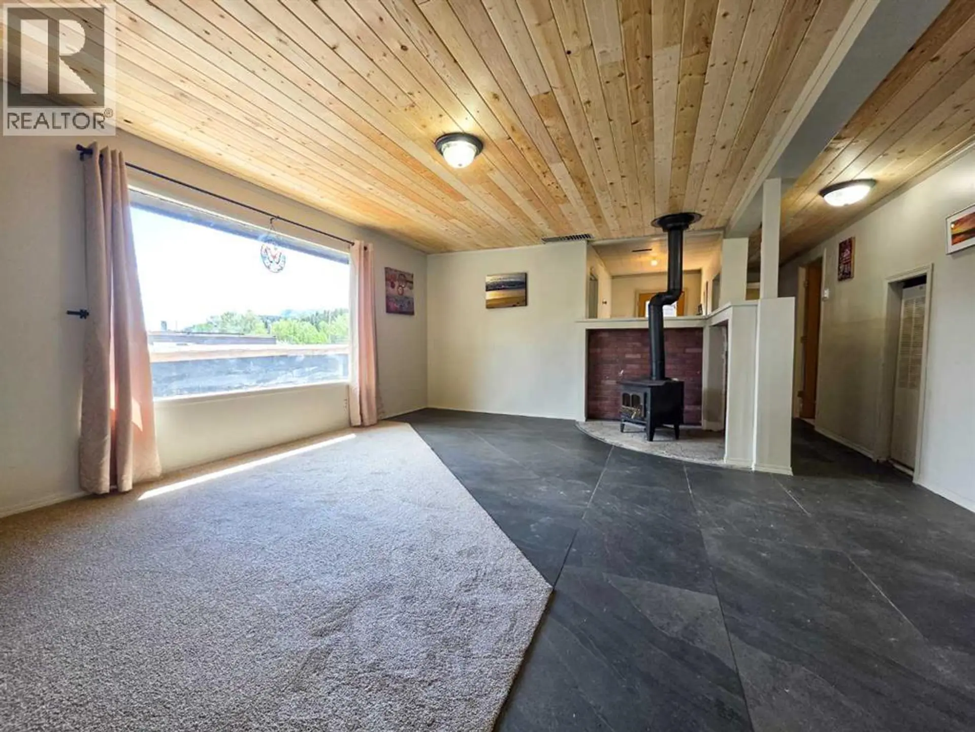6726 17 Avenue - Image 5