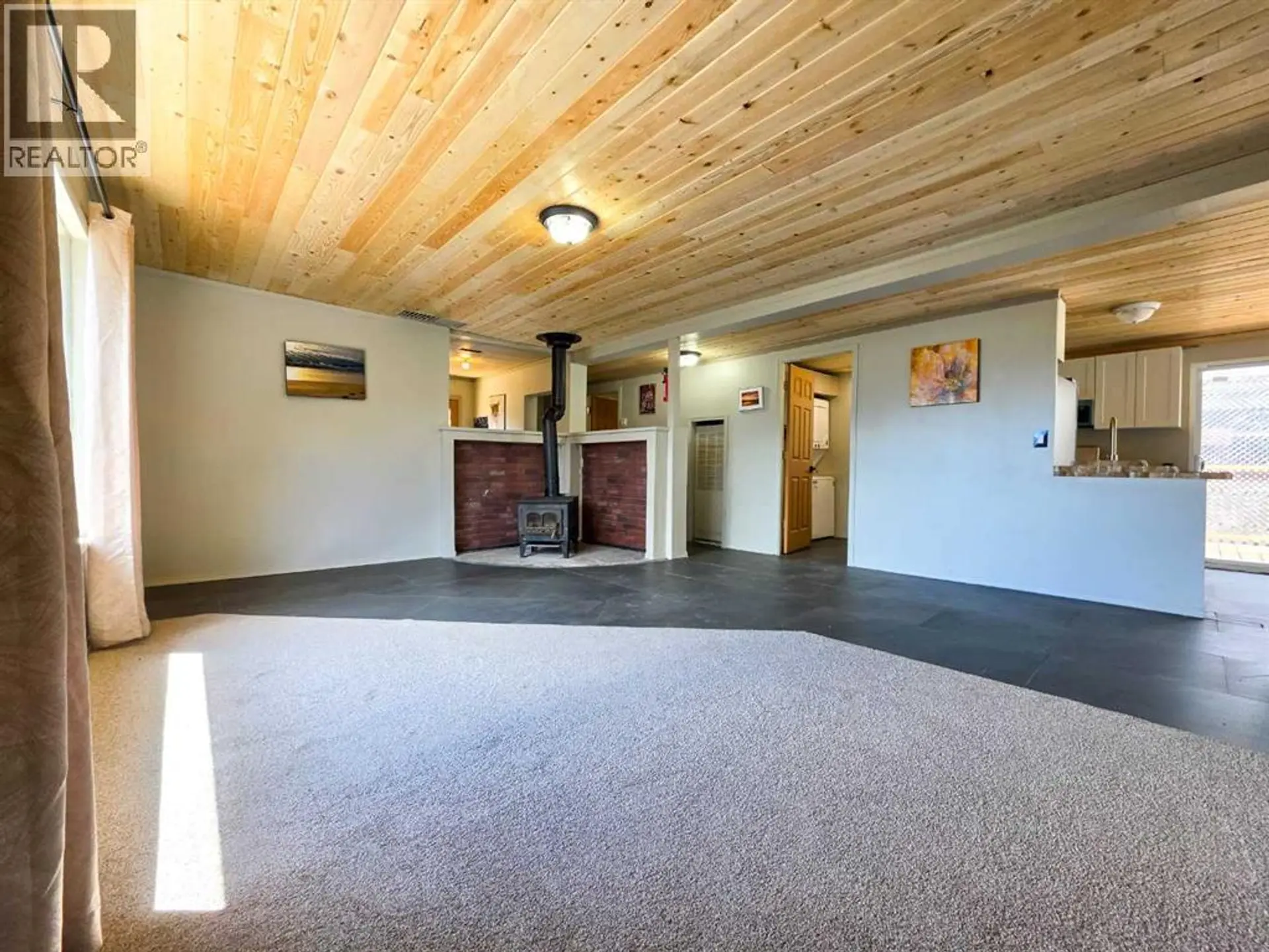 6726 17 Avenue - Image 6