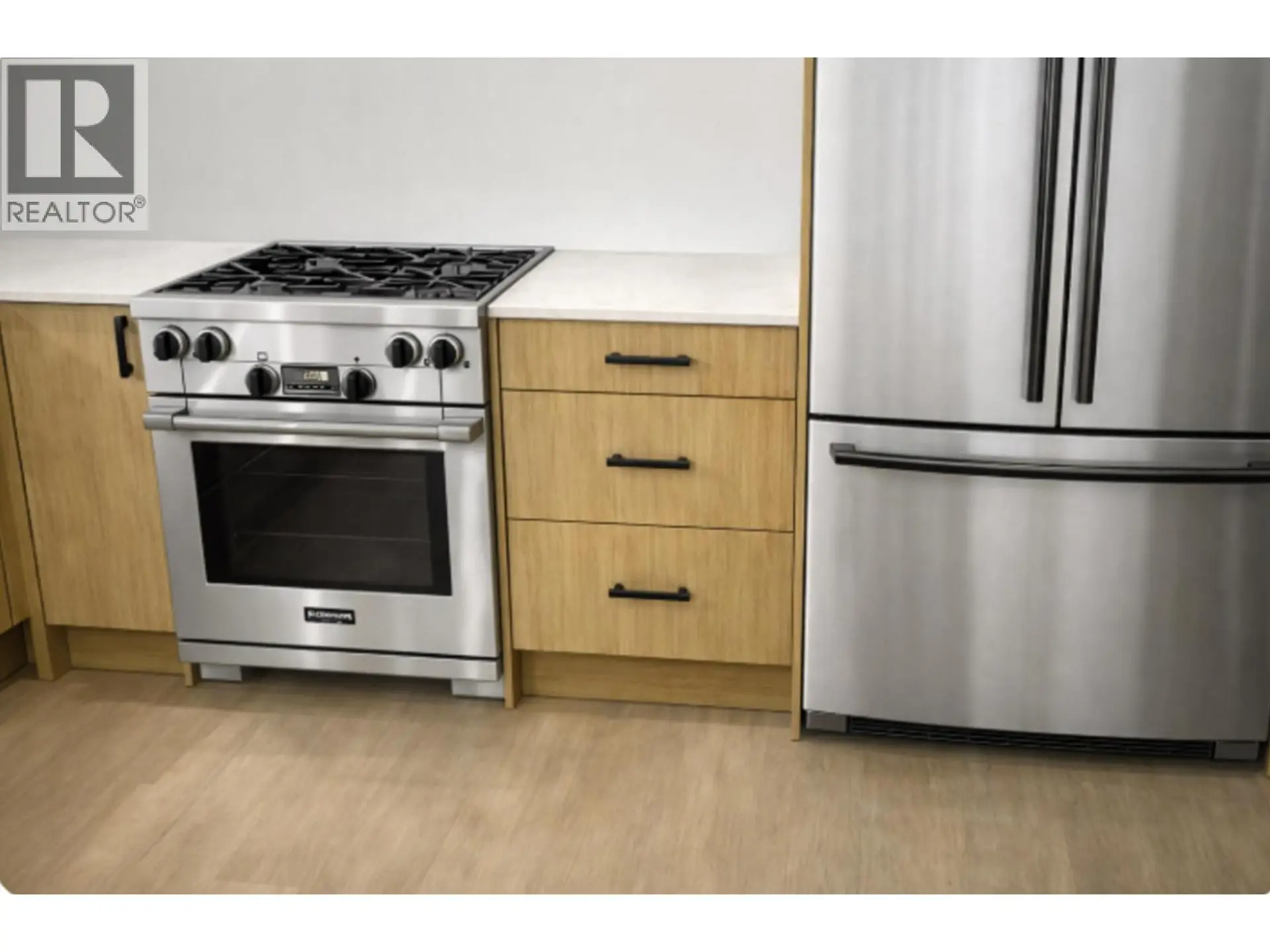 #1 4005 THOMAS STREET - Image 6
