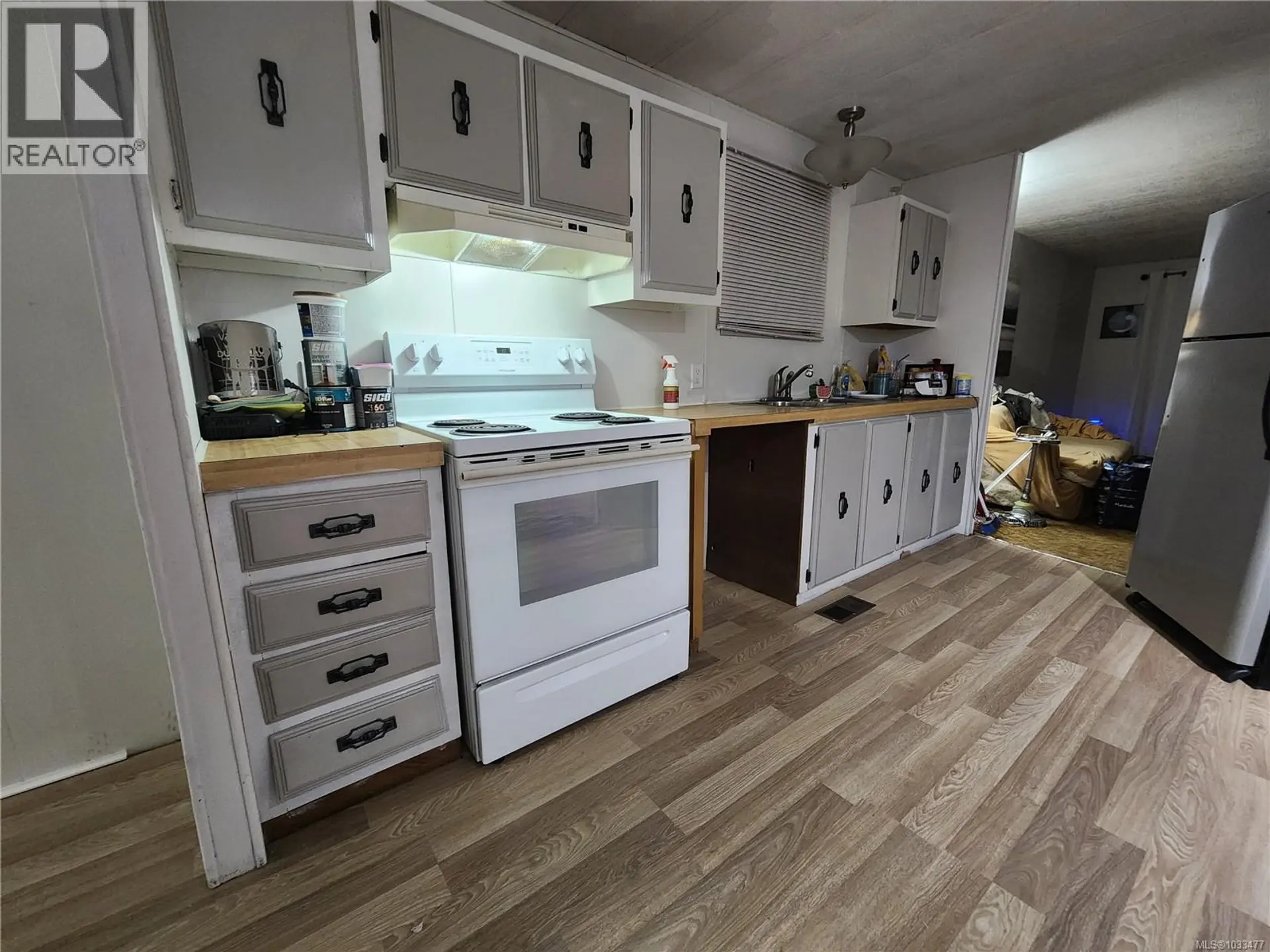#38 971 Douglas Ave - Image 7