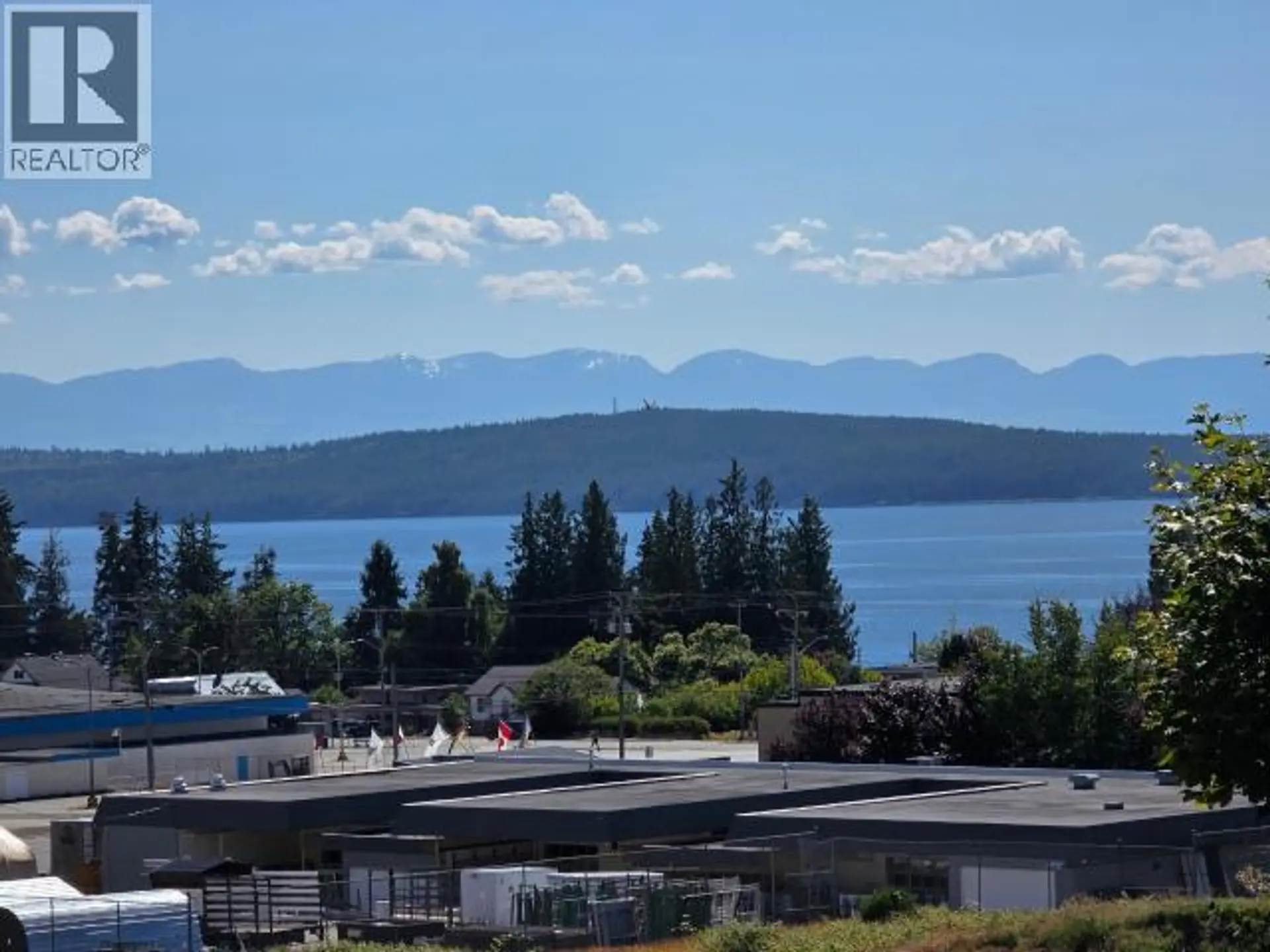 #6 4420 QUEBEC AVE - Image 13