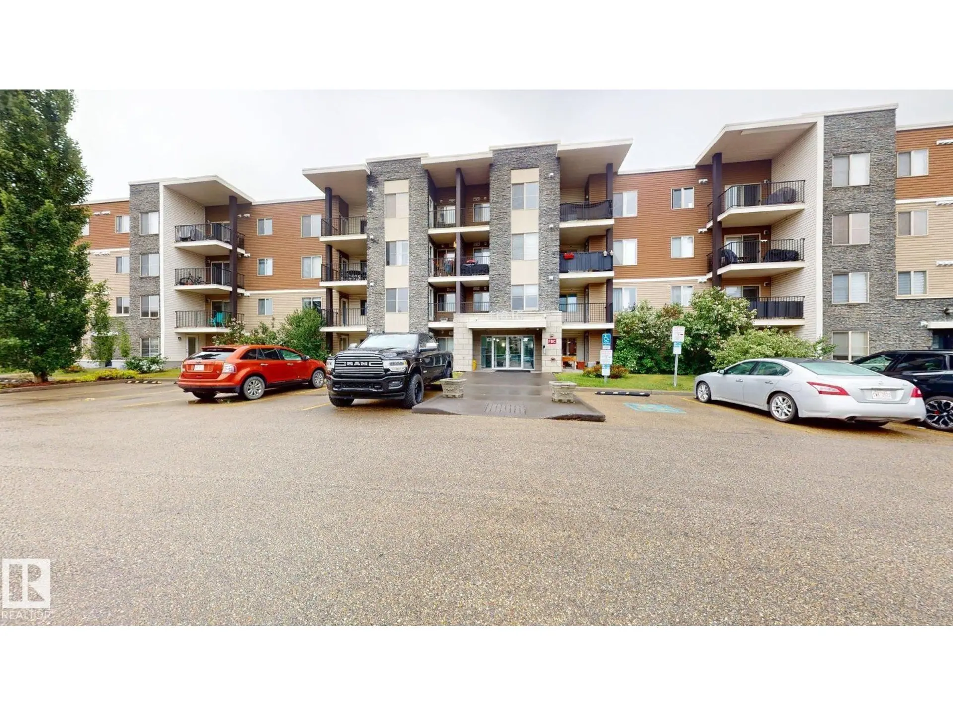 #207 11816 22 AV SW - Image 1