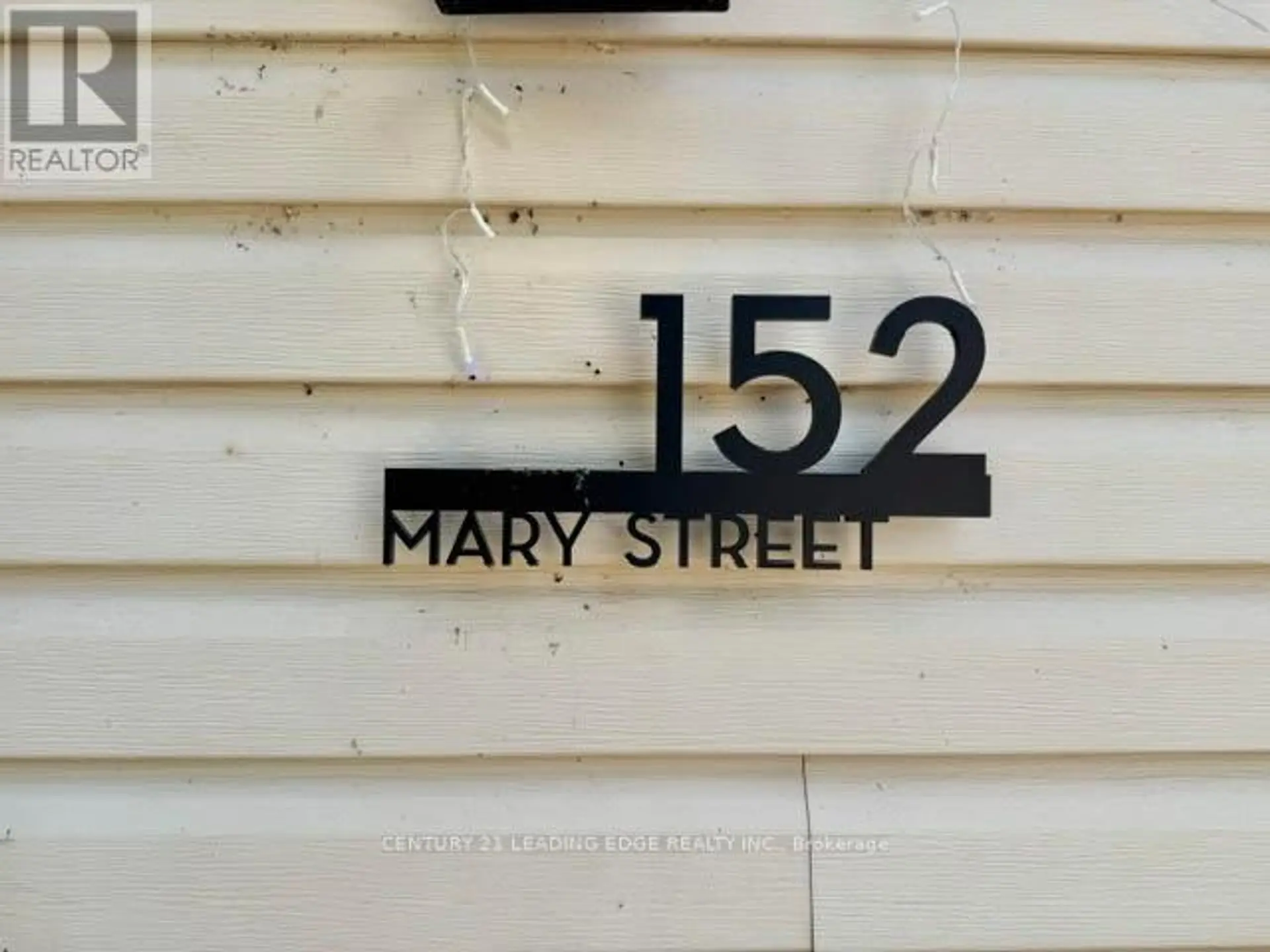 152 MARY STREET - Image 1