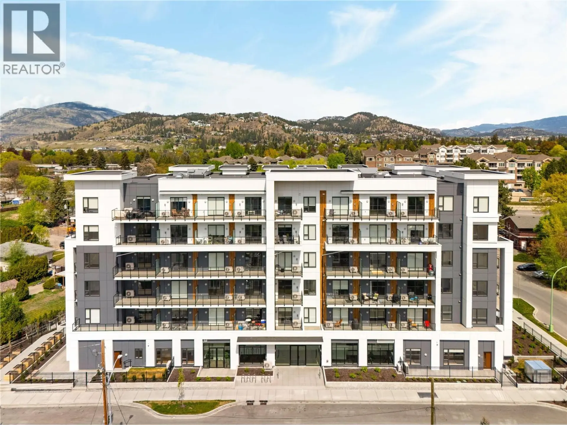#510 1380 Pridham Avenue - Image 16