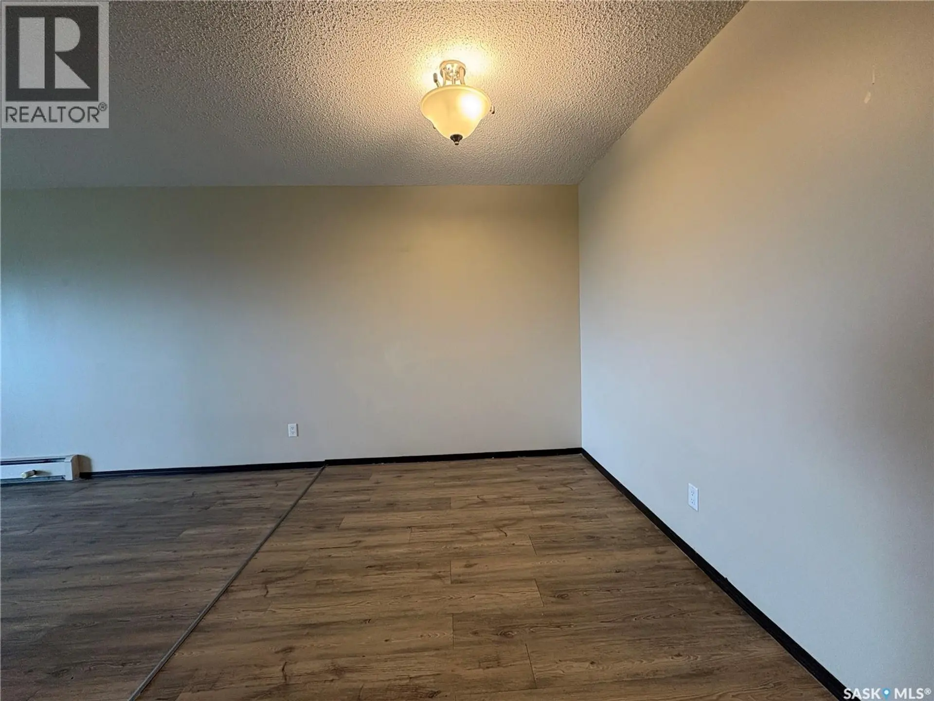 #303 1140 9th AVENUE NE - Image 4