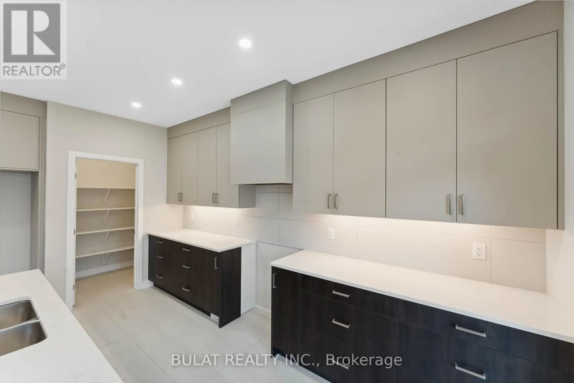 1357 KITCHENER AVENUE - Image 5
