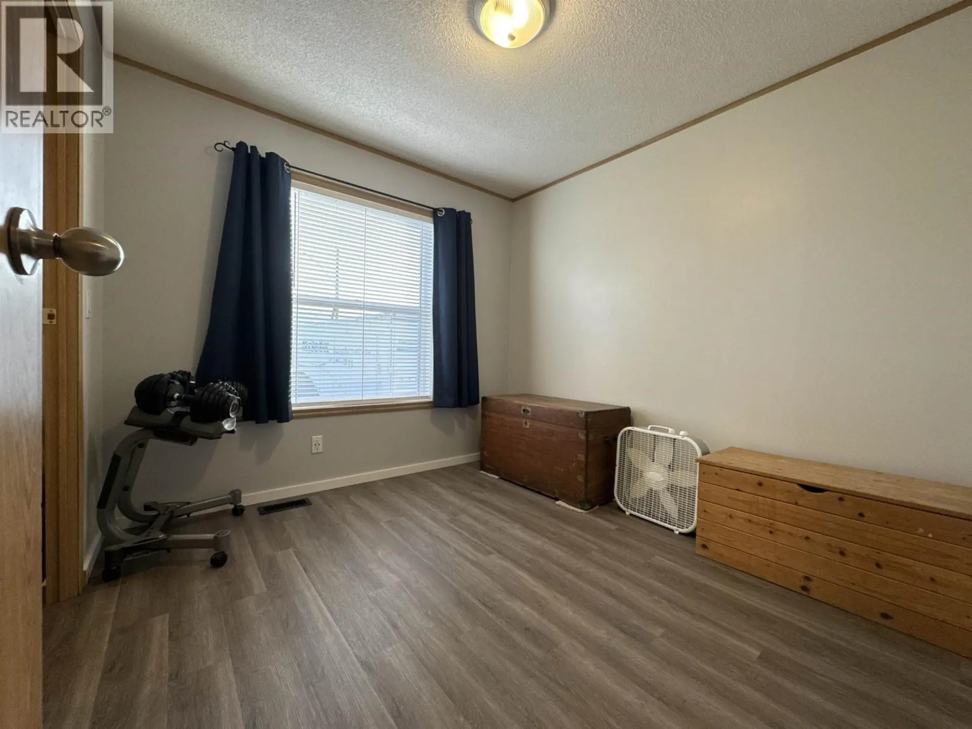 10495 102 STREET - Image 7